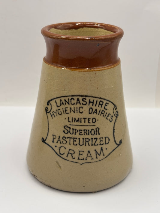 Old advertising cream pot, Lancashire hygienic dairies. Superior pasteurised cream
