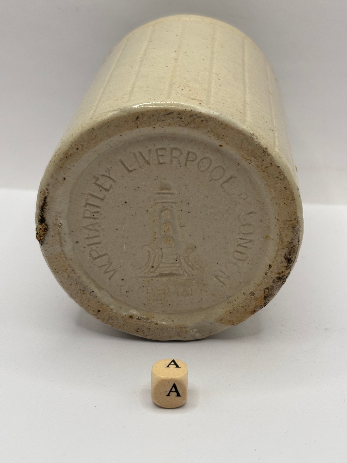 Old 1lb ribbed stoneware jam pot (a) Hartley’s
