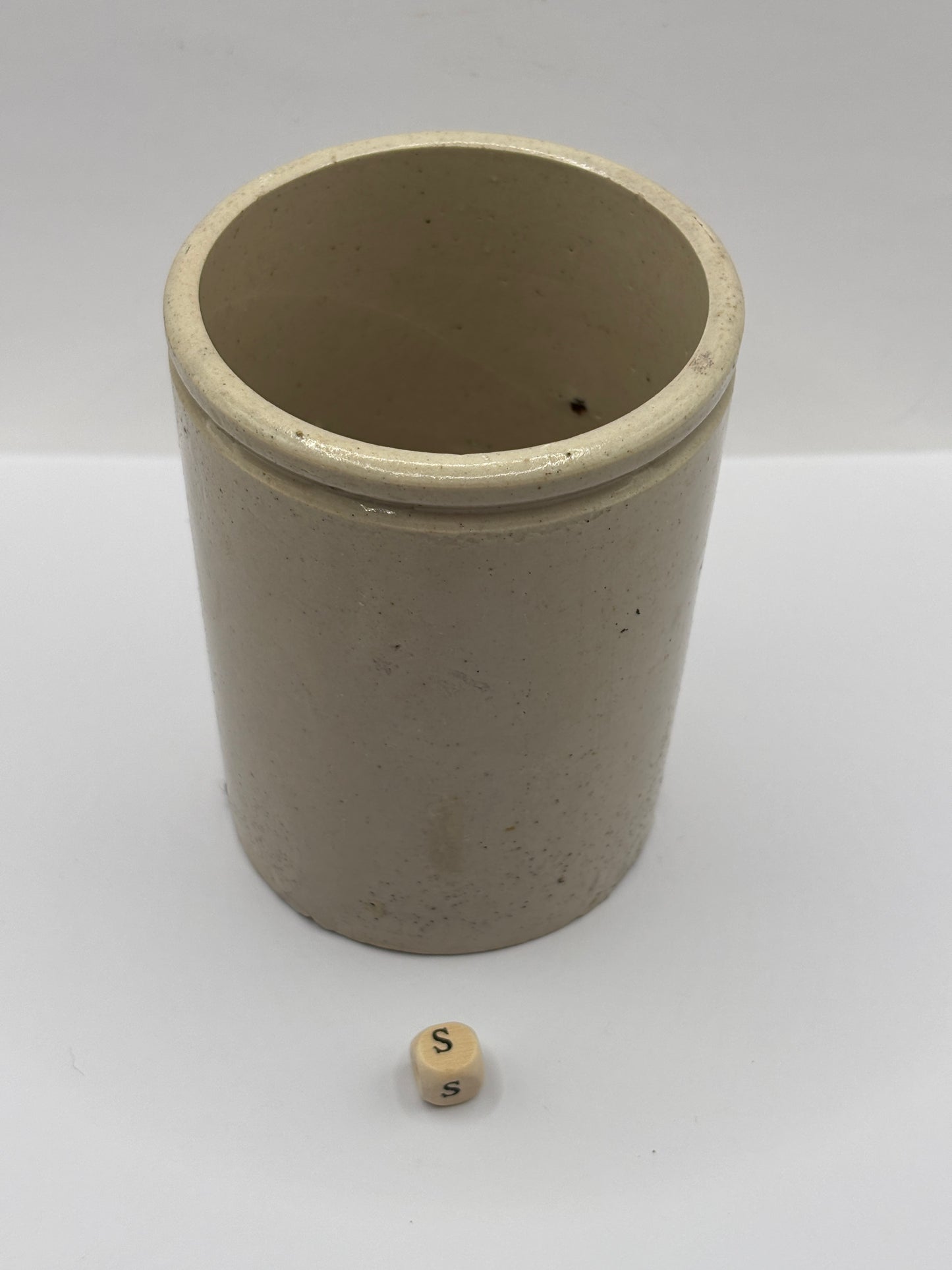 Old 1lb stoneware jam pot (s) smooth