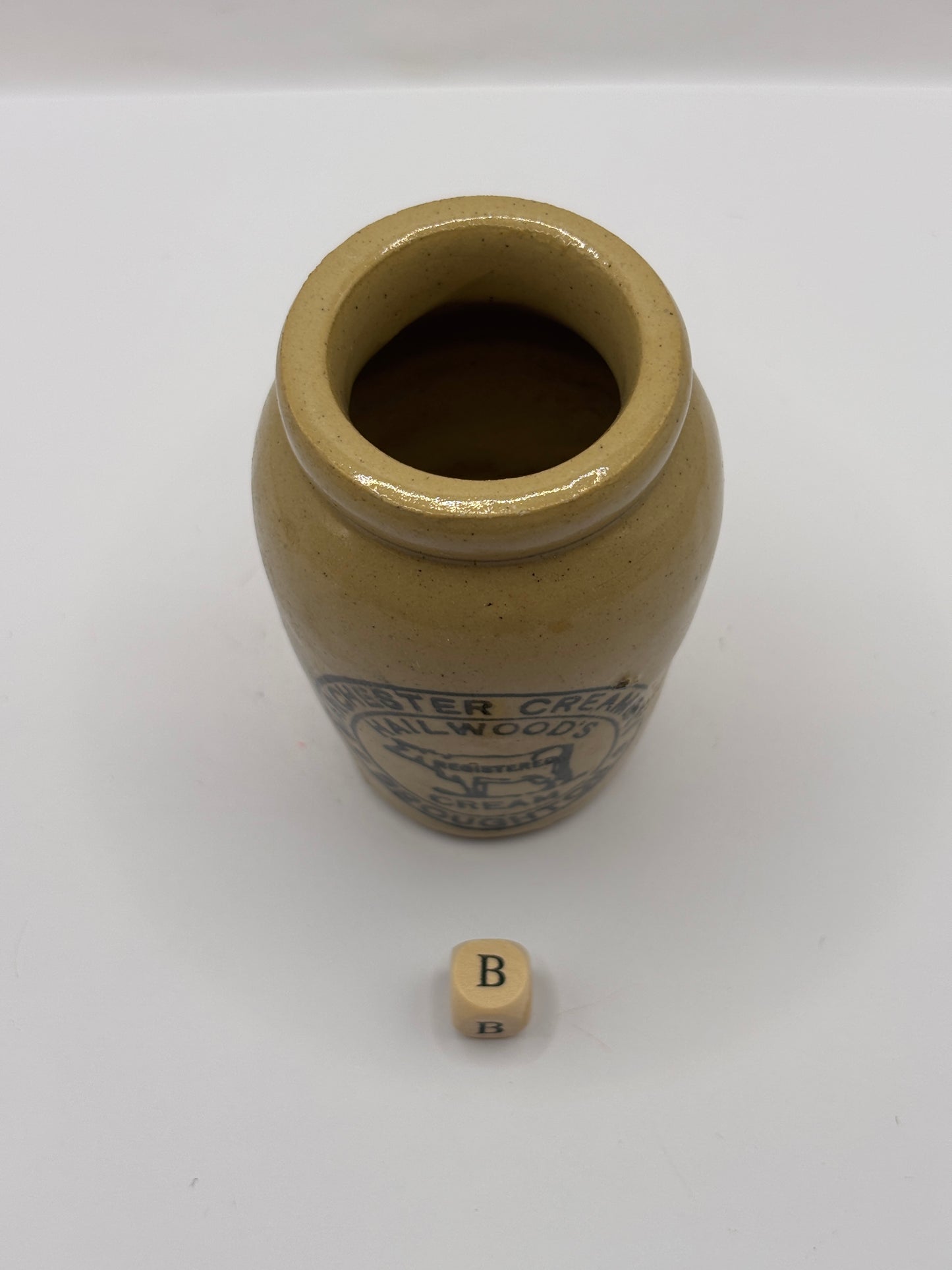 Old advertising cream pot, Manchester creamery Hailwoods (B)