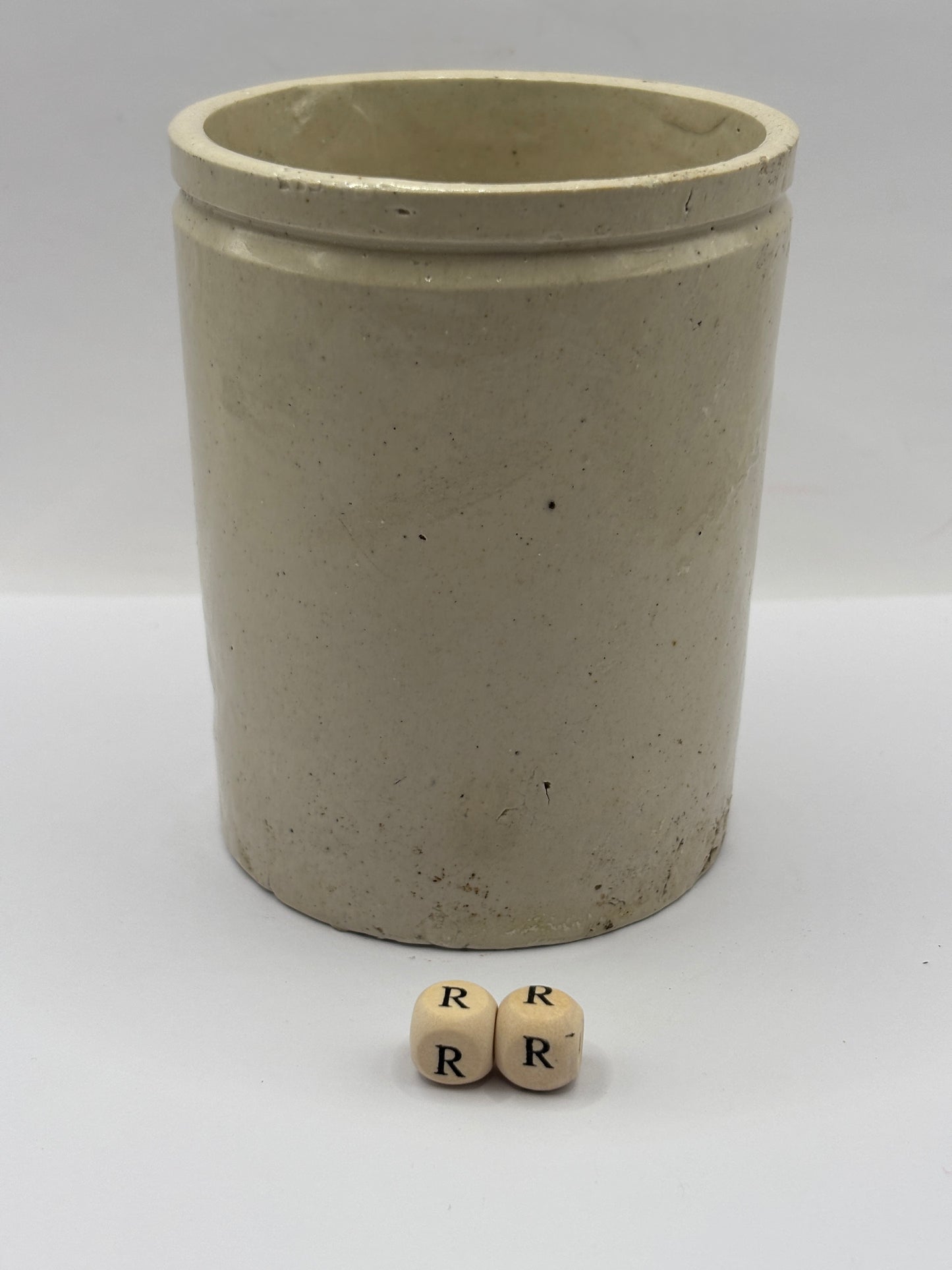 Old 1lb smooth stoneware jam pot (RR)
