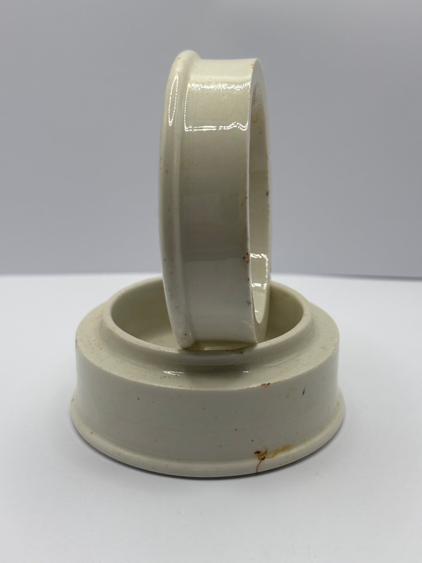 Old Woods advertising pot lid and base