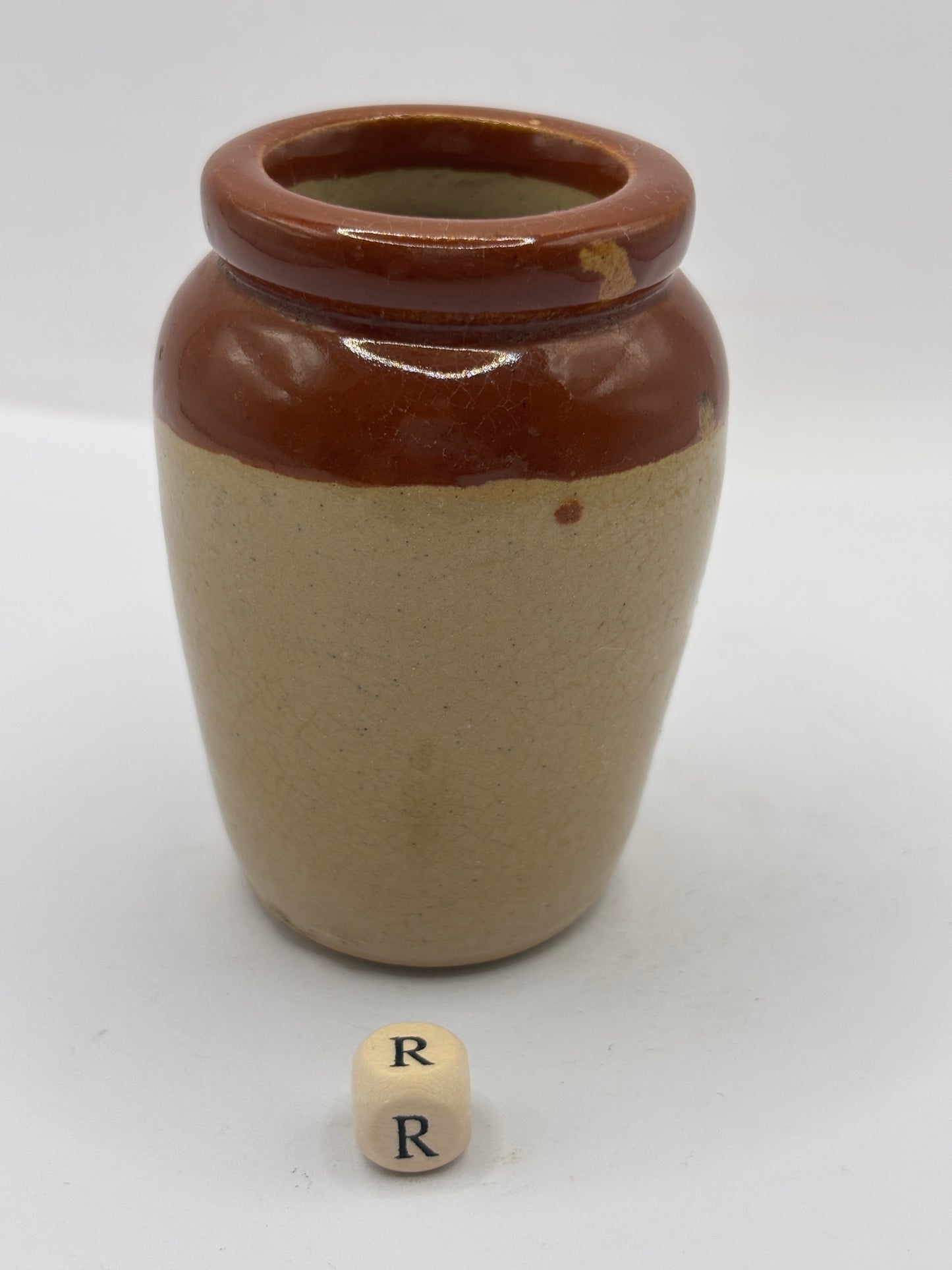 Old Manchester advertising cream pot, Hailwoods rich cream (R)