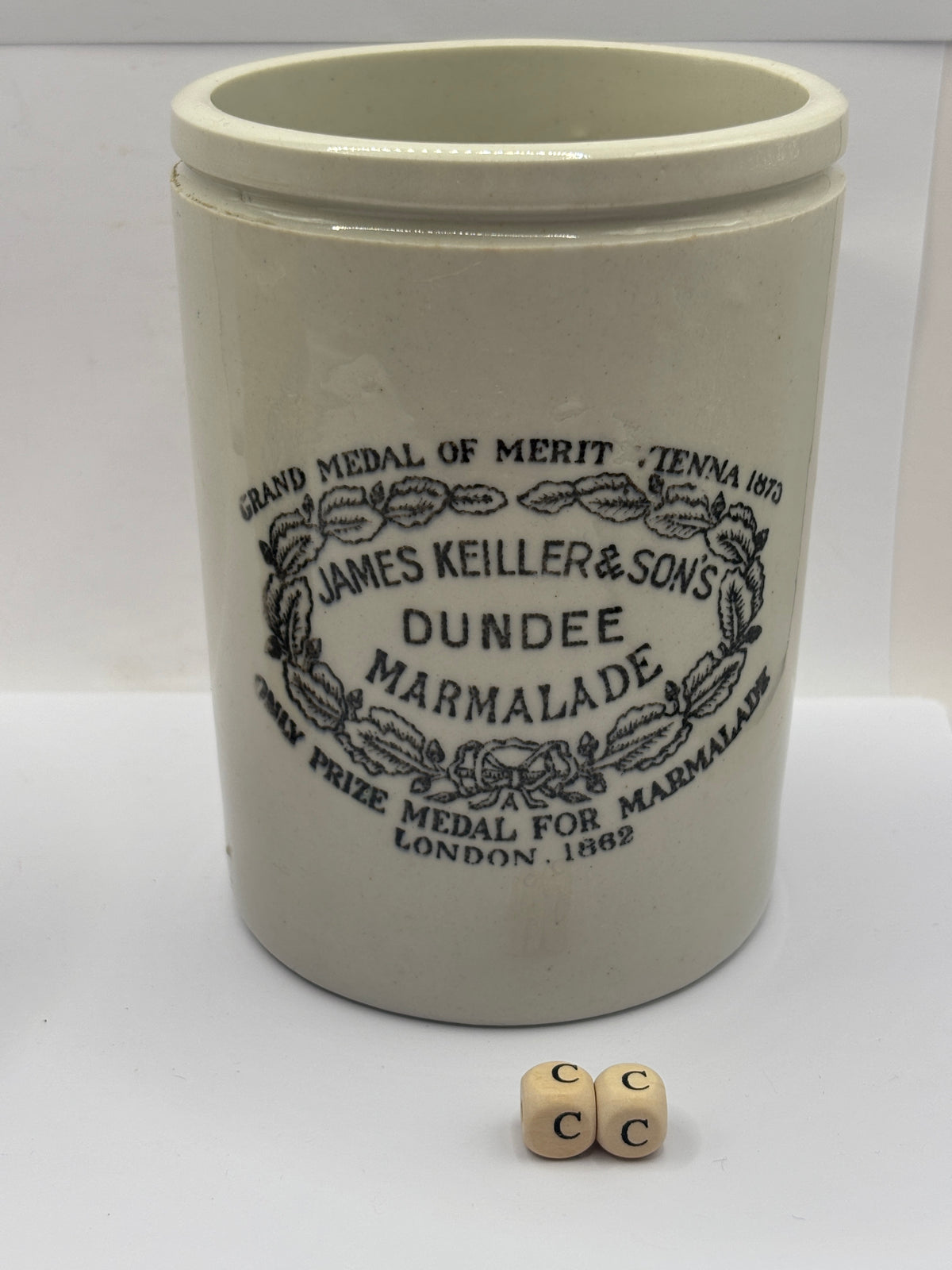 Old 2lb stoneware marmalade pot, James Keiller Dundee marmalade (cc)