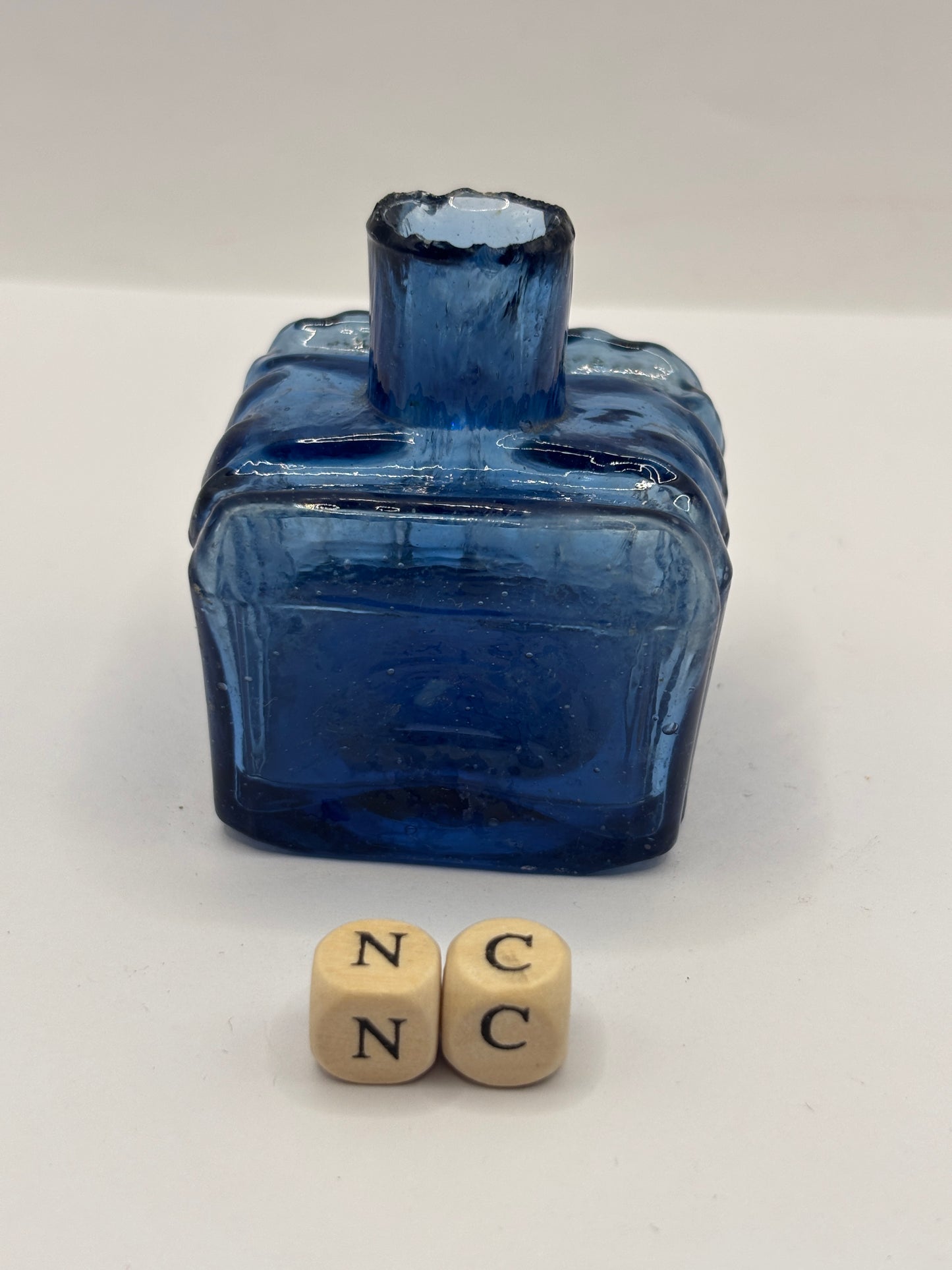 Old blue glass ink bottle, inkwell, penny ink (NC)
