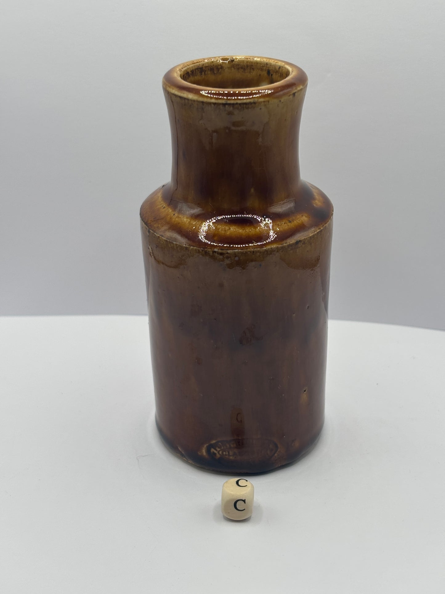 Old stoneware blacking pot (C)