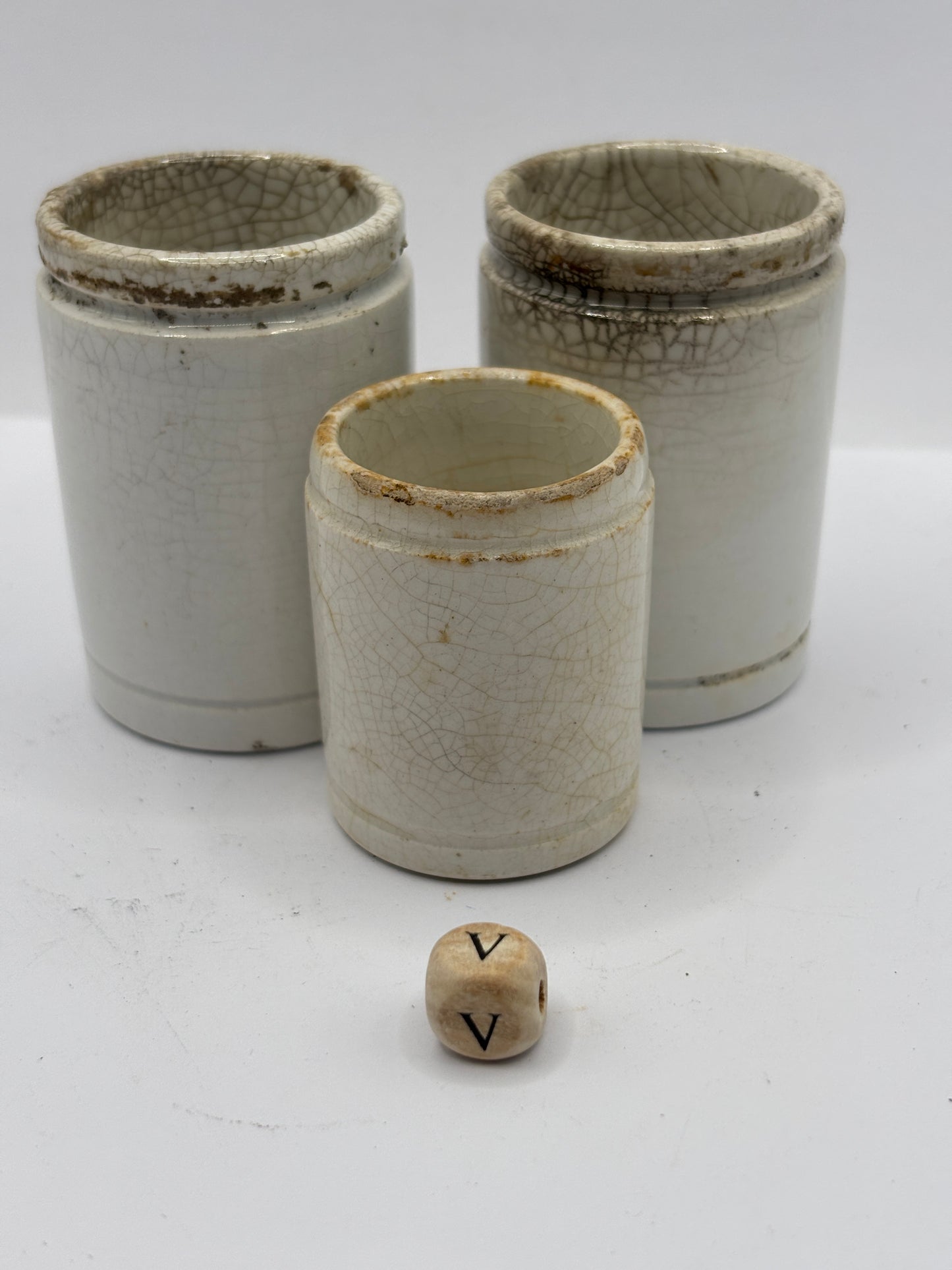 3 old stained & crazed stoneware pots (V)