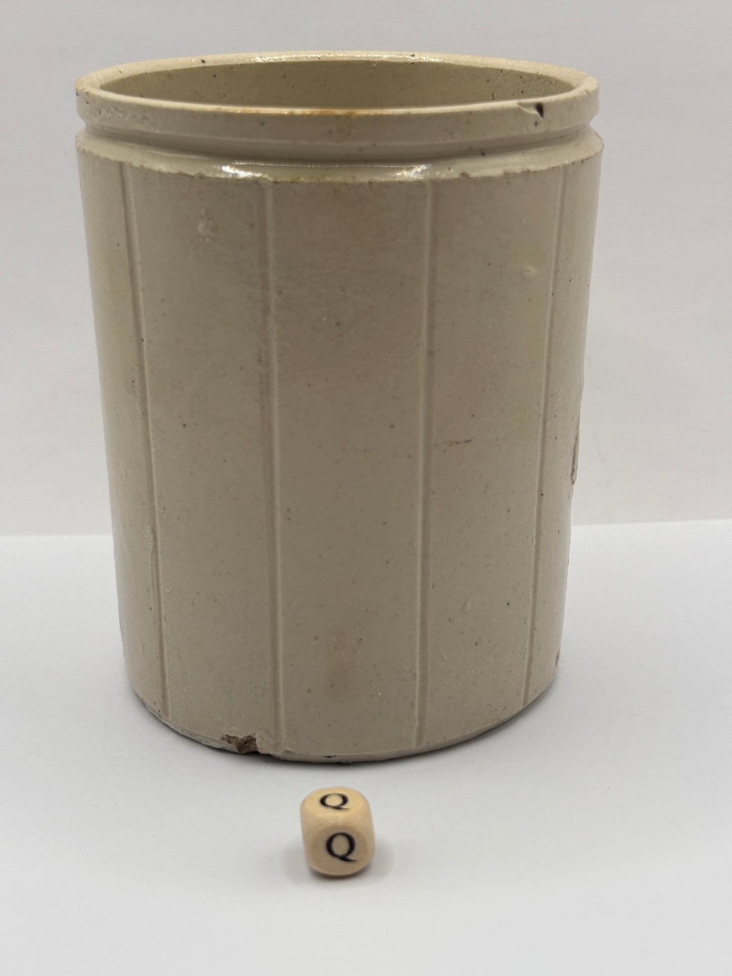 Old 1lb ribbed stoneware jam pot (Q)Hartleys