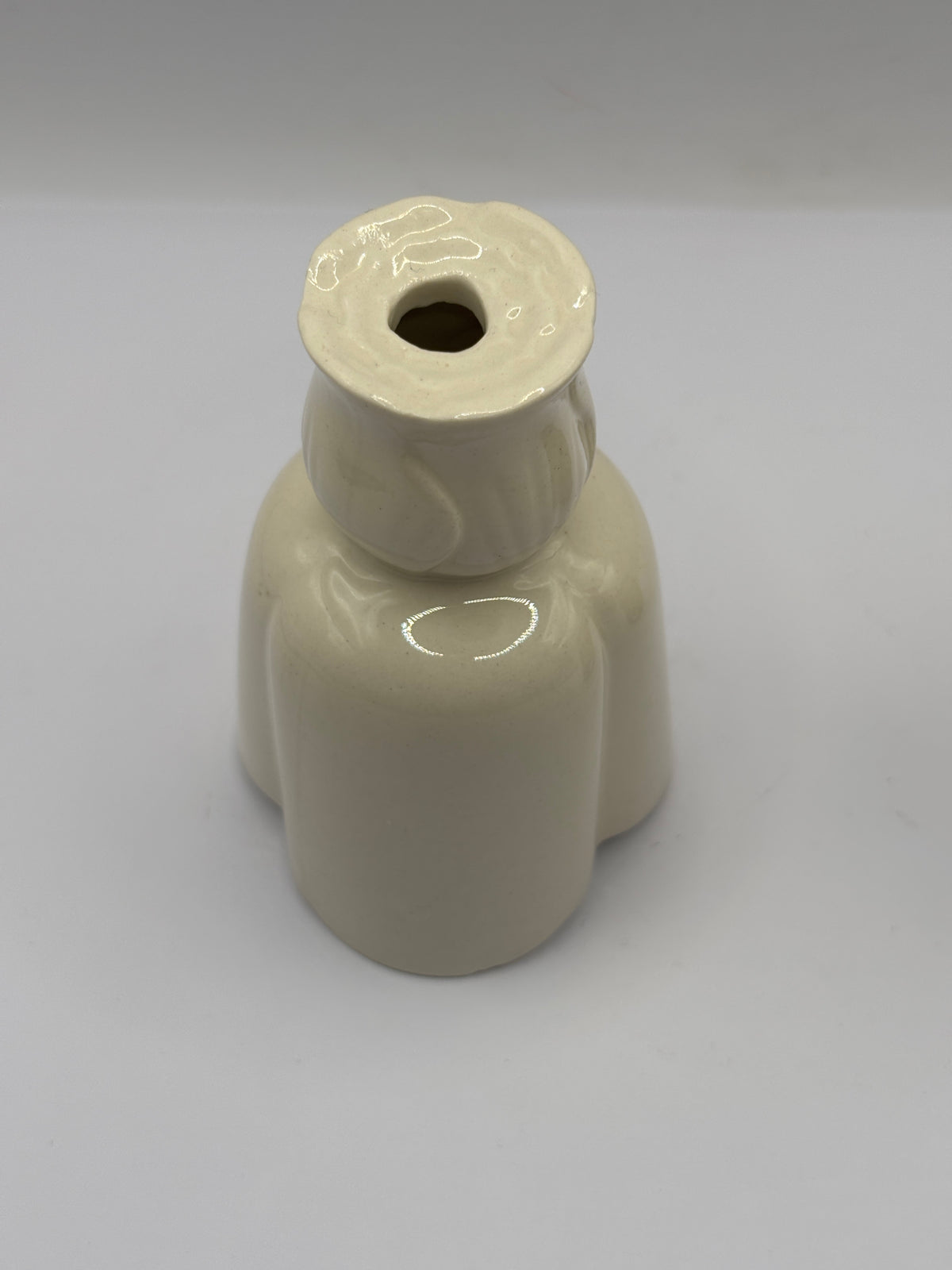 Old stoneware pie funnel, Tulip