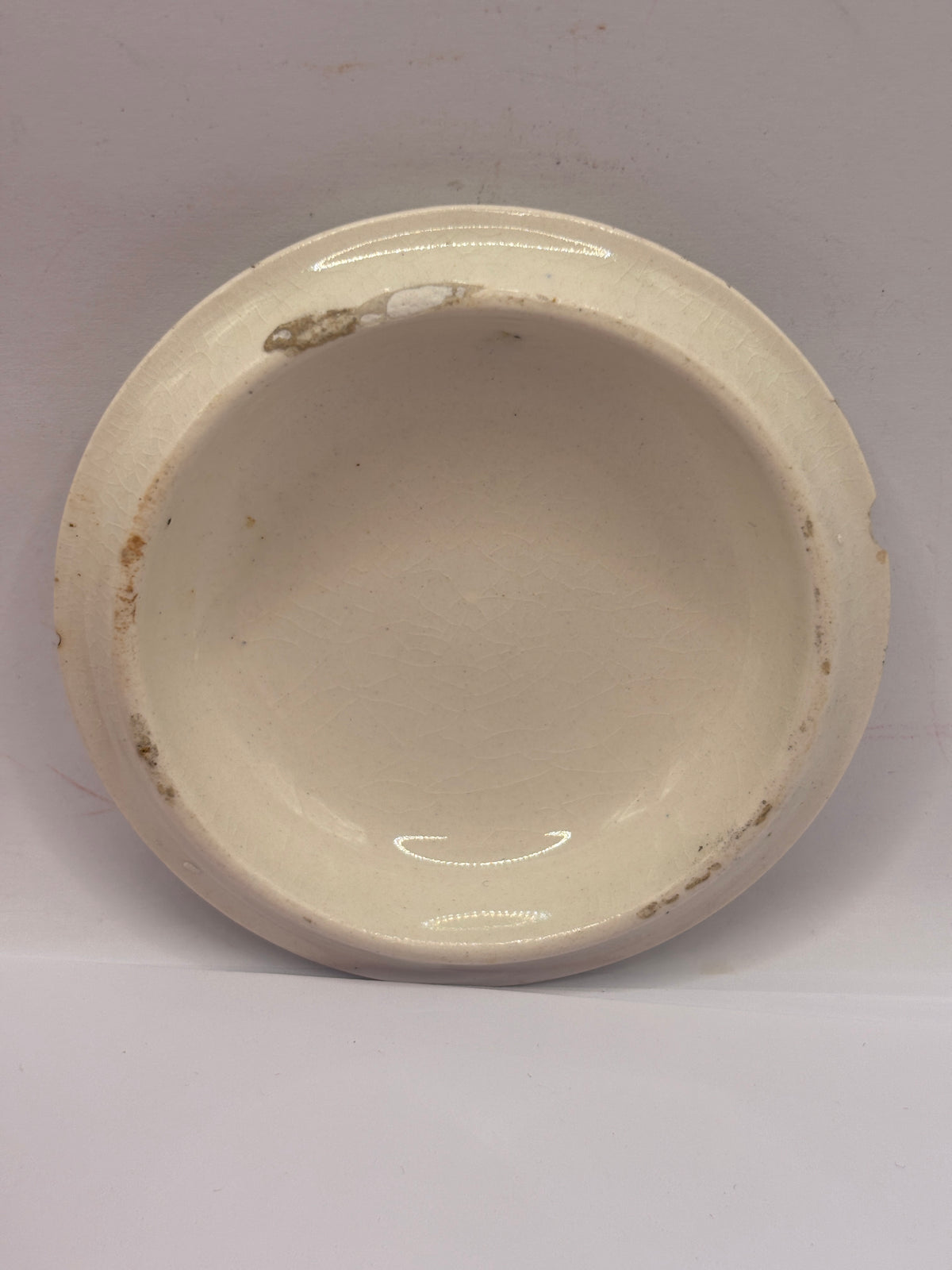 Old advertising lid, Vinolia shaving soap