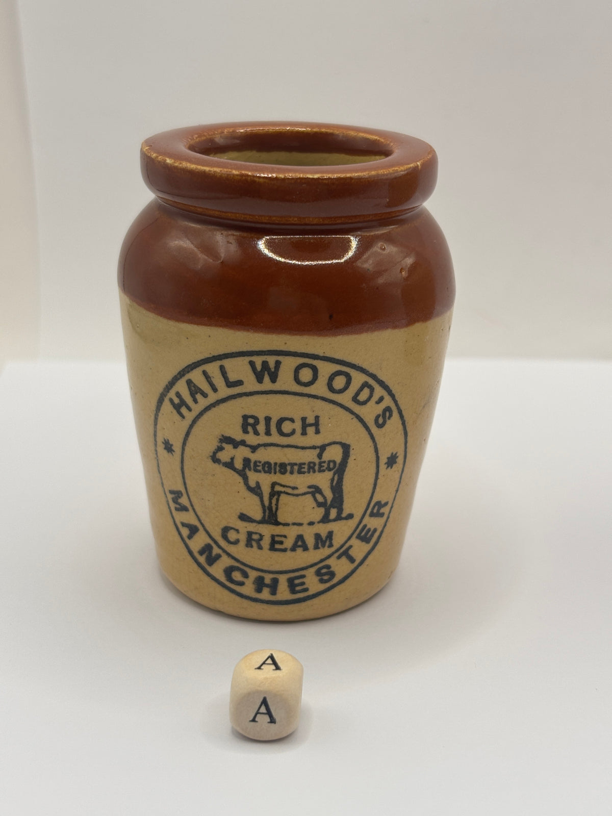Old advertising cream pot, Hailwoods Manchester (a)