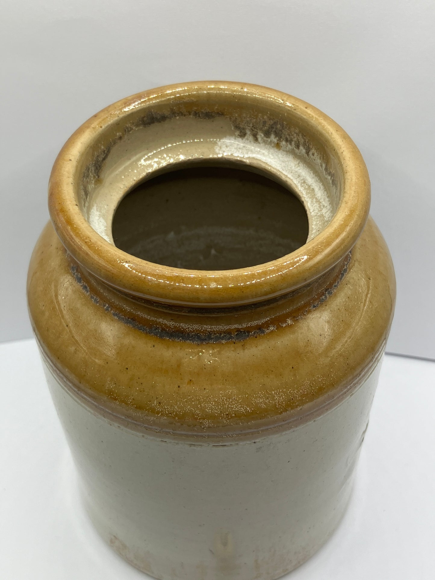 Stoneware storage jar, pantry crock (a)