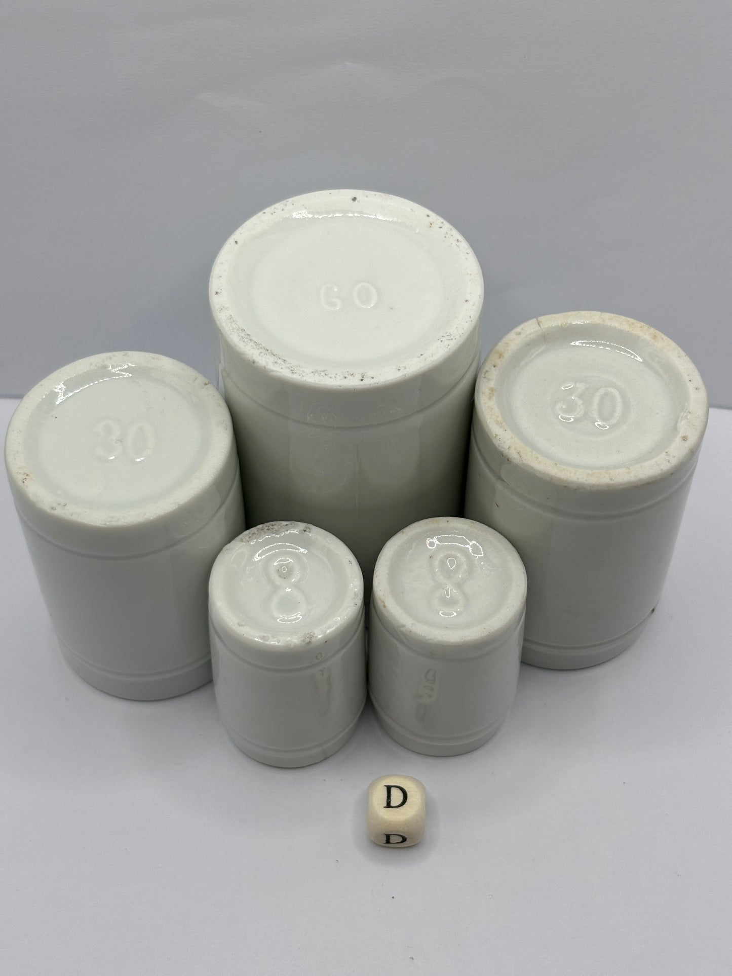 5 small white stoneware pots (D)