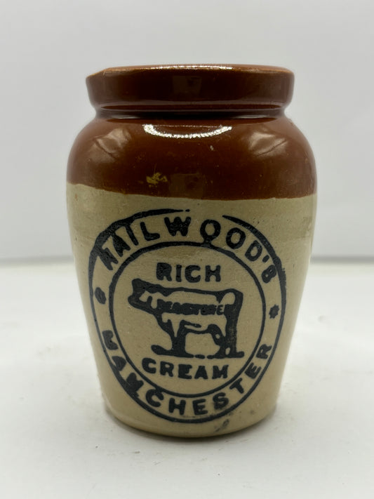 Small Hailwoods Manchester cream pot