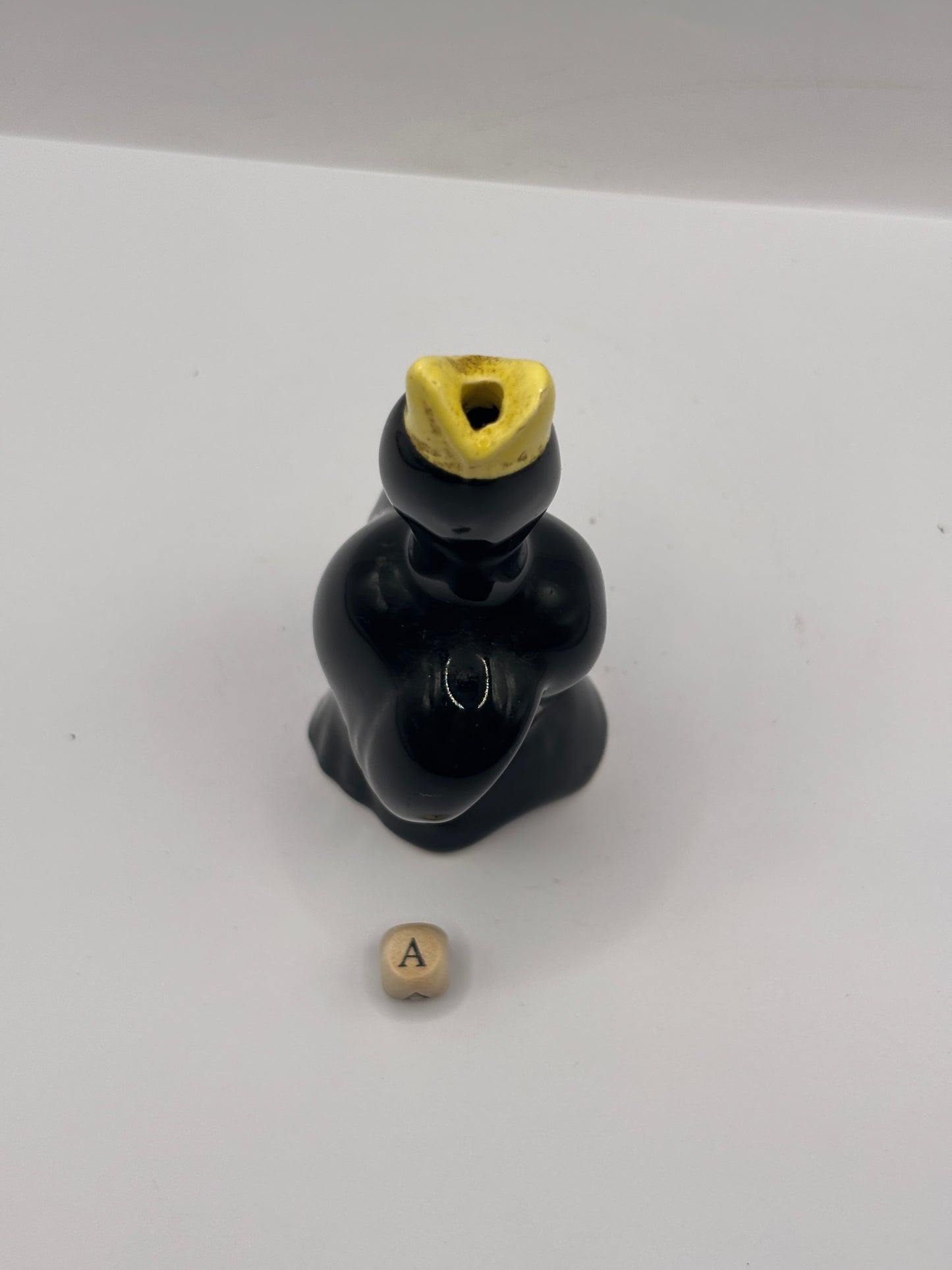 Old blackbird pie funnel (A)