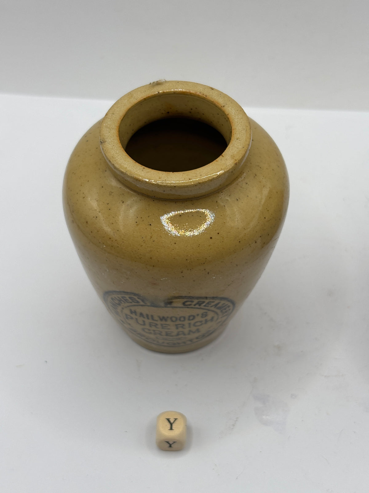 Old advertising cream pot, Hailwoods rich cream (Y)