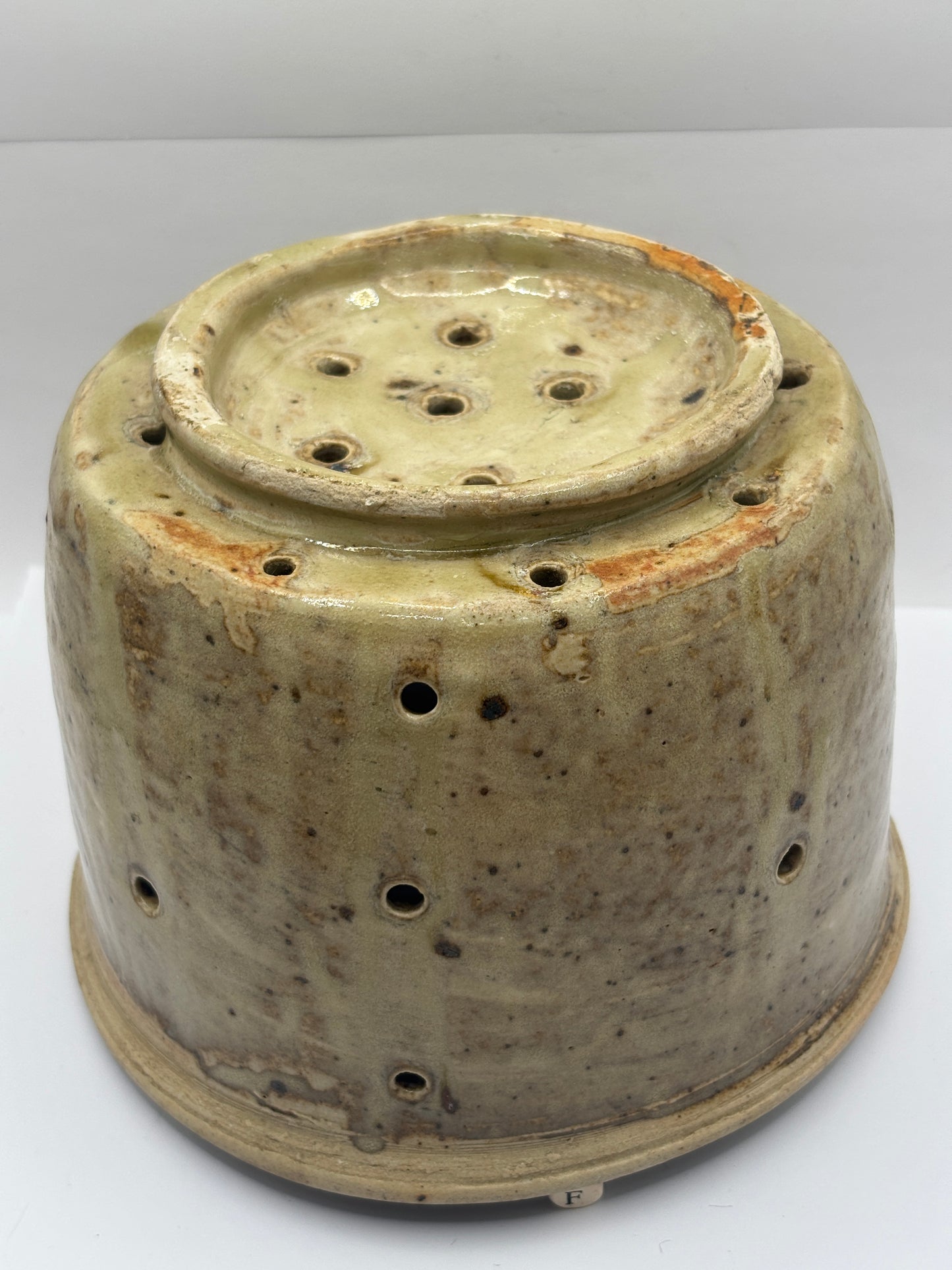 Old french stoneware cheese strainer, cheese mold (F)