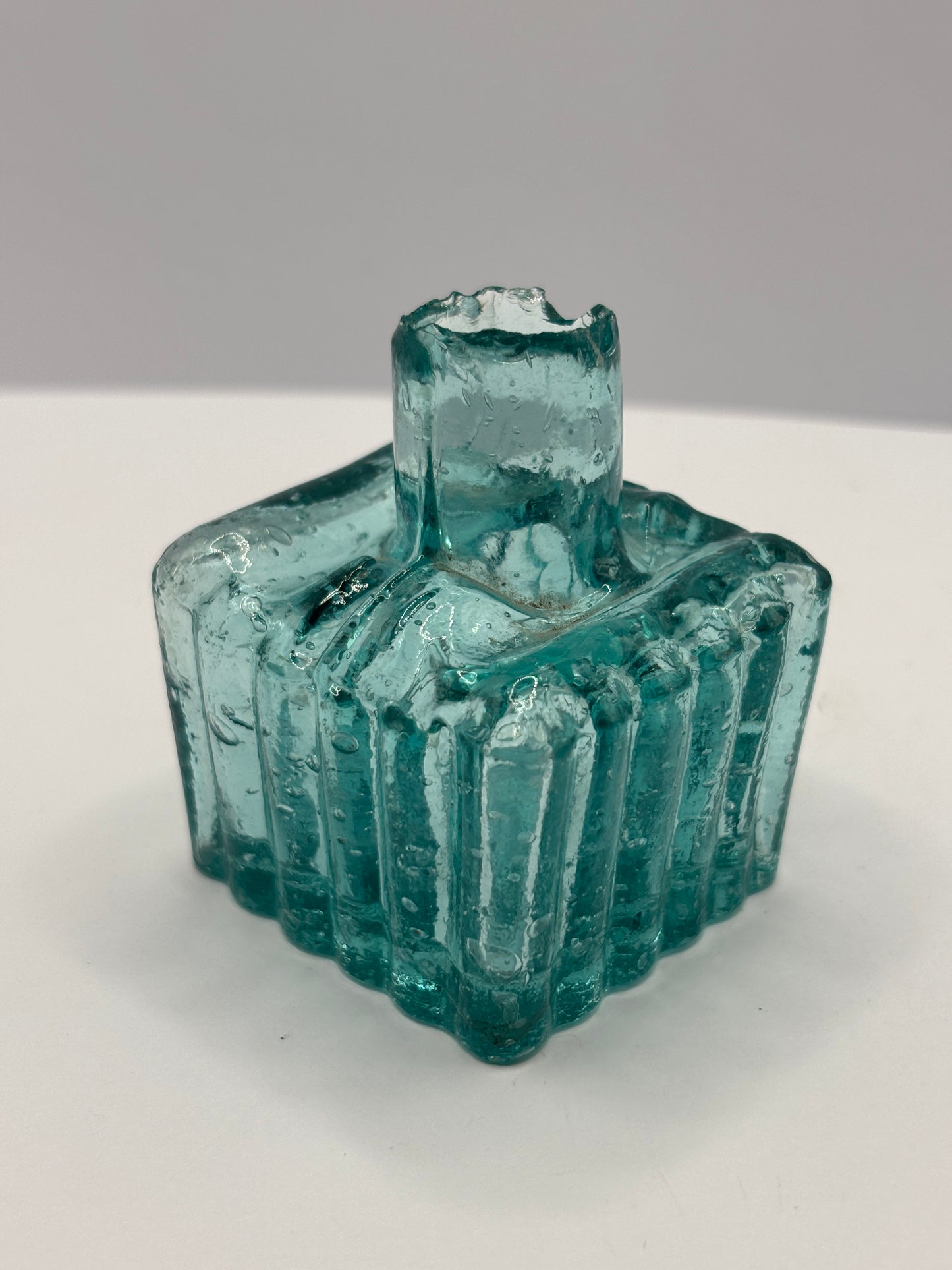 Old Lyons ink, aqua glass ribbed penny ink, inkwell