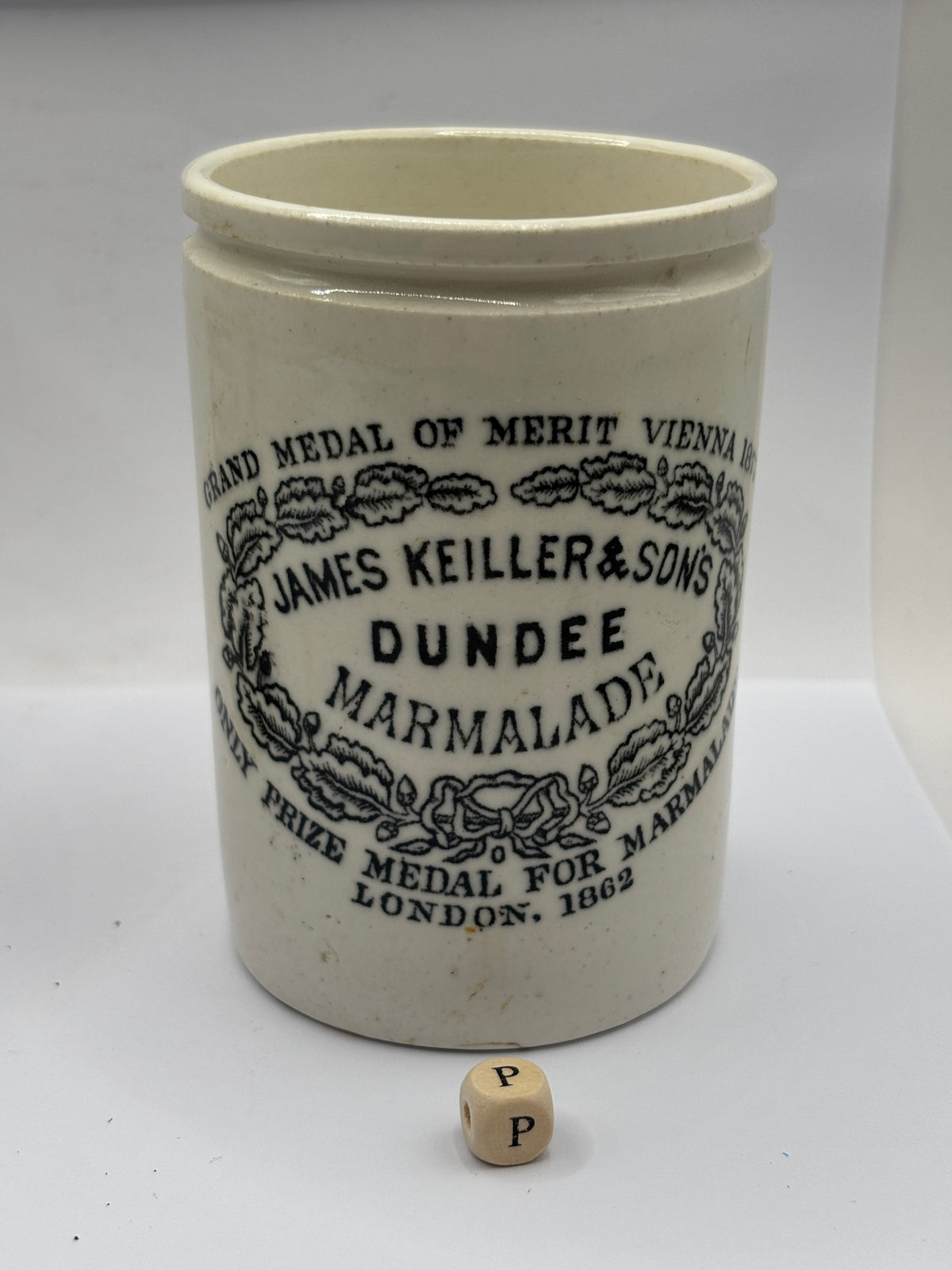Old 1lb stoneware marmalade pot, James Keiller Dundee marmalade (P)