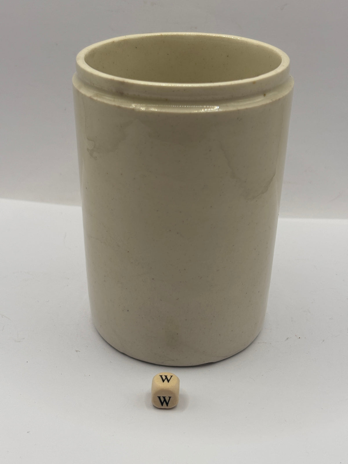 Old 1lb stoneware marmalade pot, James Keiller Dundee marmalade (w)