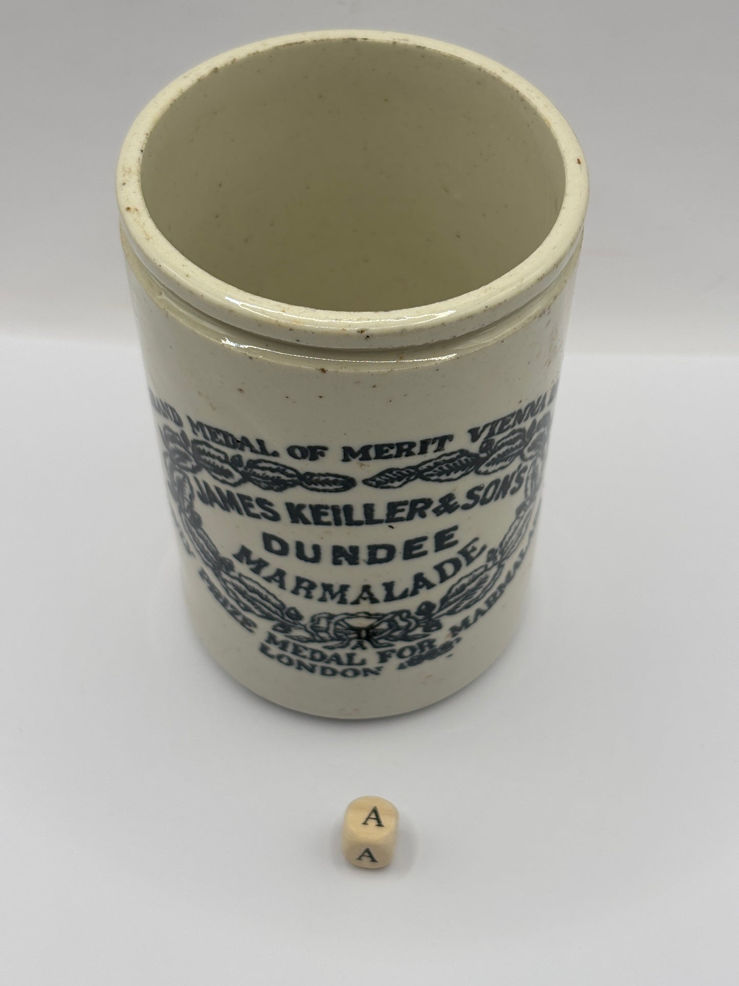 Old 1lb James Keiller Dundee marmalade jar (a)