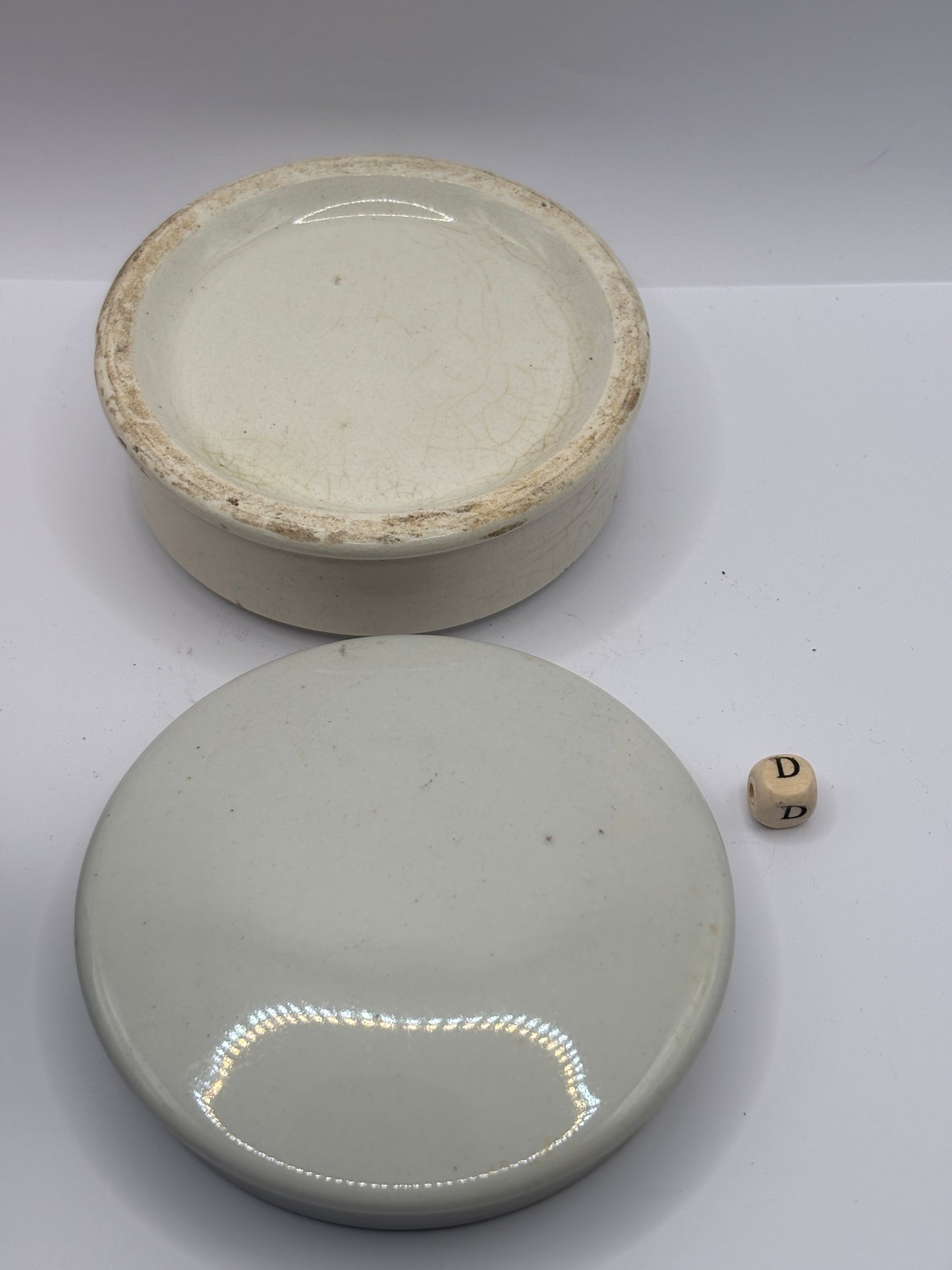 Old plain white stoneware lid and base (D)