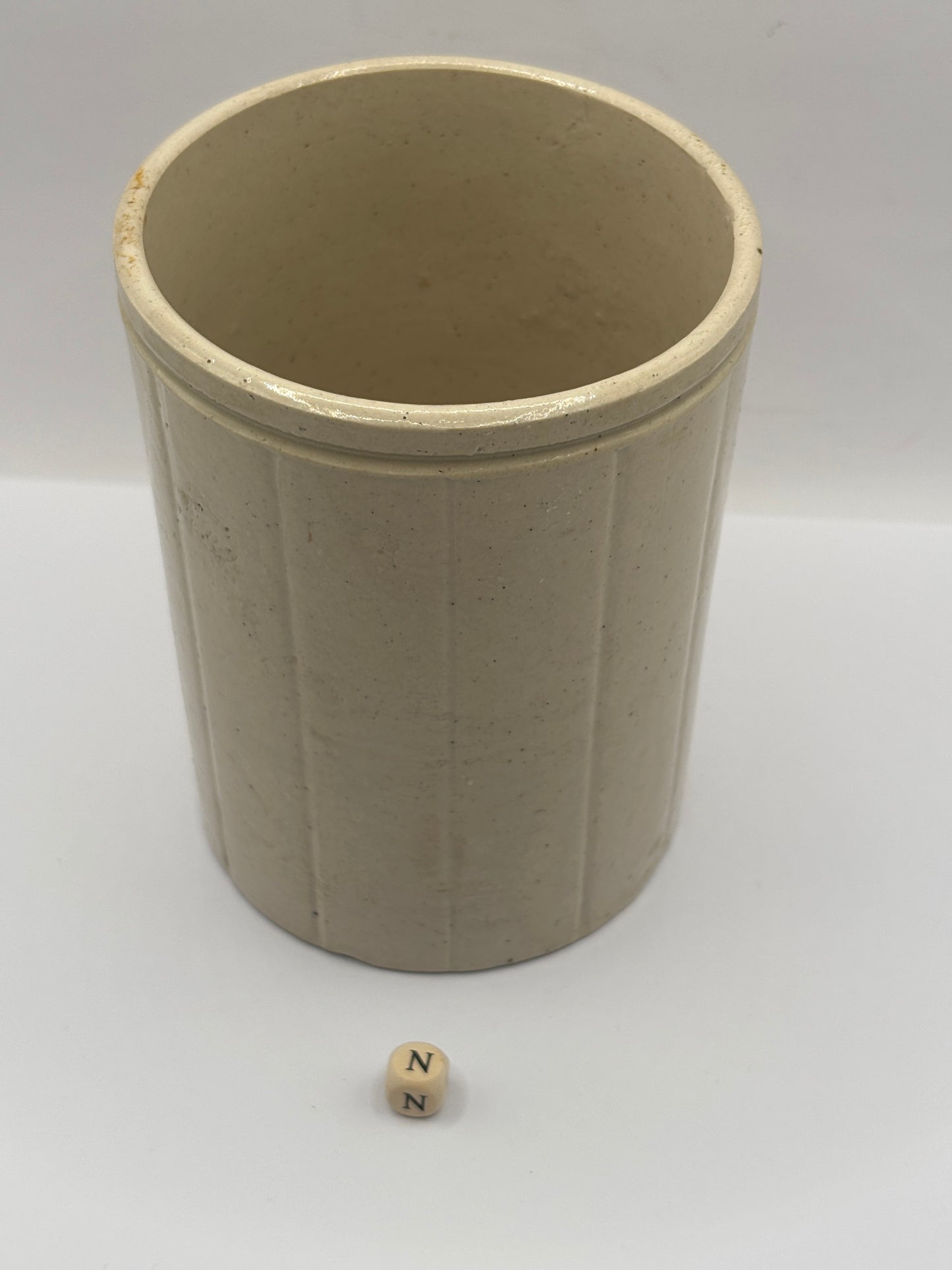 Old 2lb ribbed stoneware jam pot (N) Hartleys