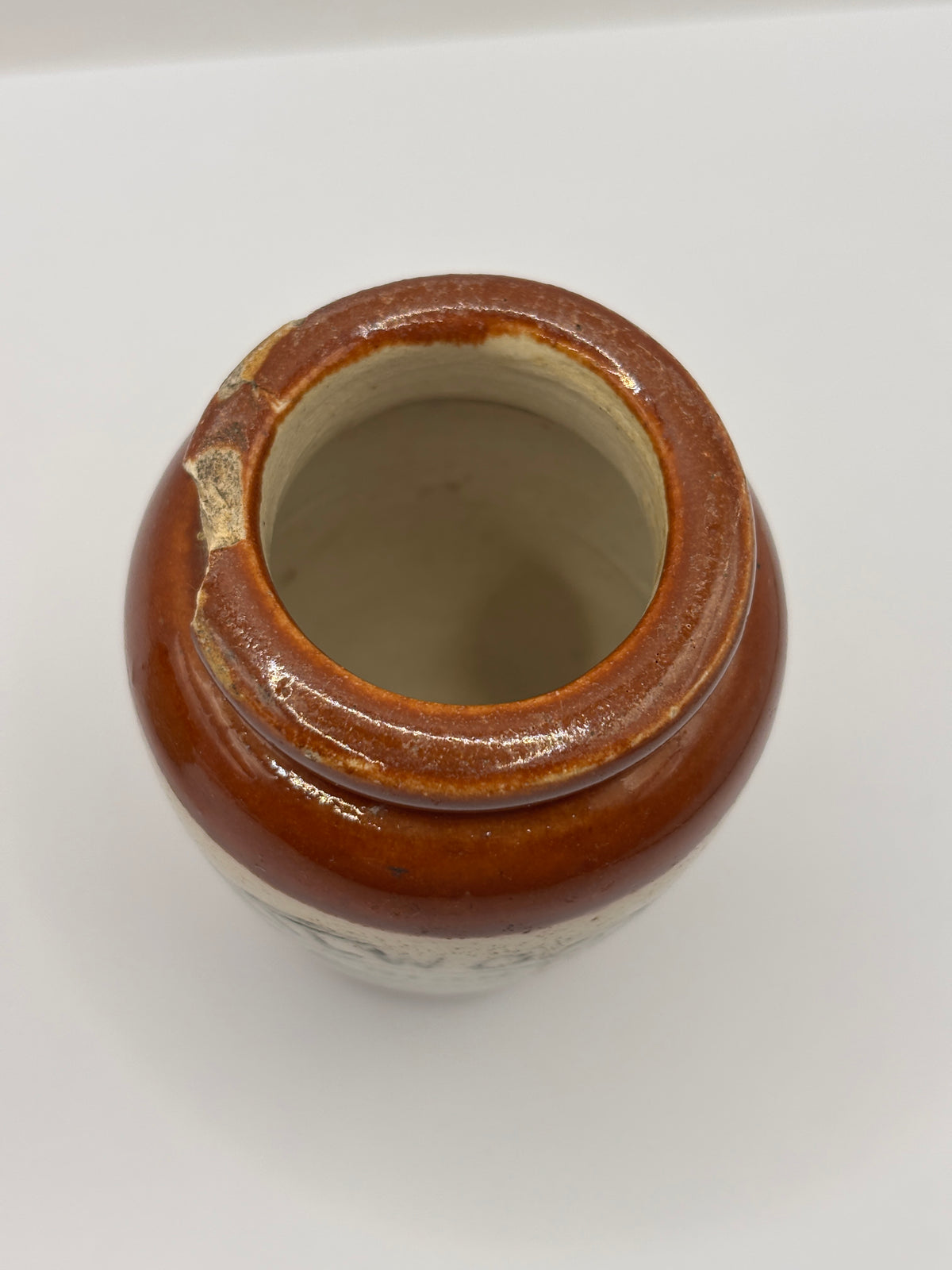 Old advertising cream pot, Hailwoods rich cream. Damaged