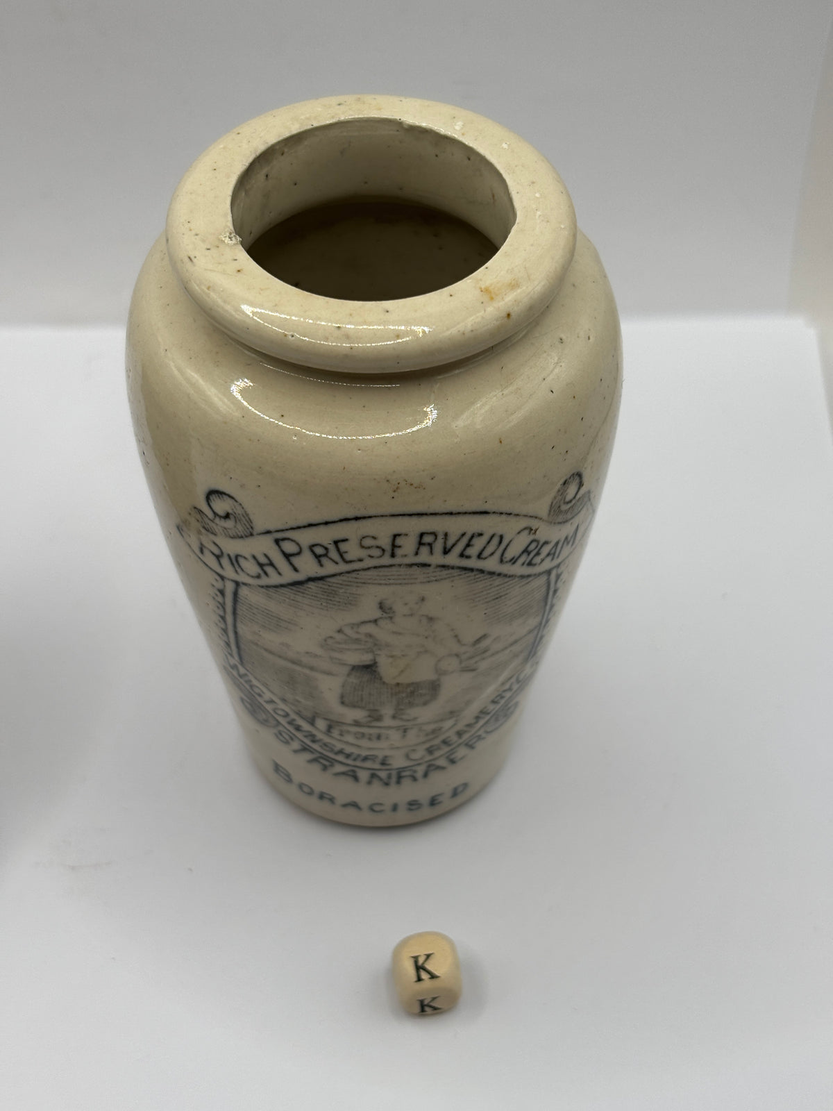 Old advertising cream pot, rich preserved cream stranraer, milkmaid Boracised (K)