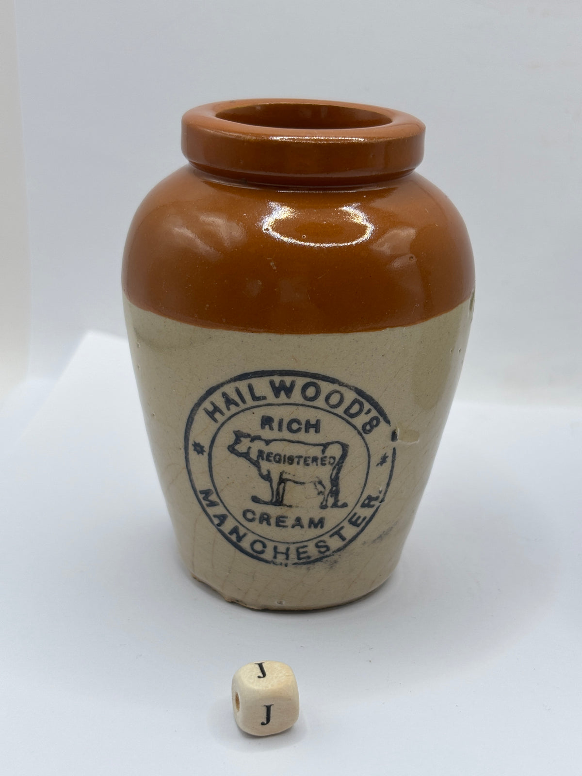 Old advertising cream pot, Hailwoods rich cream (J)
