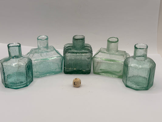 5 old aqua glass inks, inkwells, ink bottles, penny ink (L)