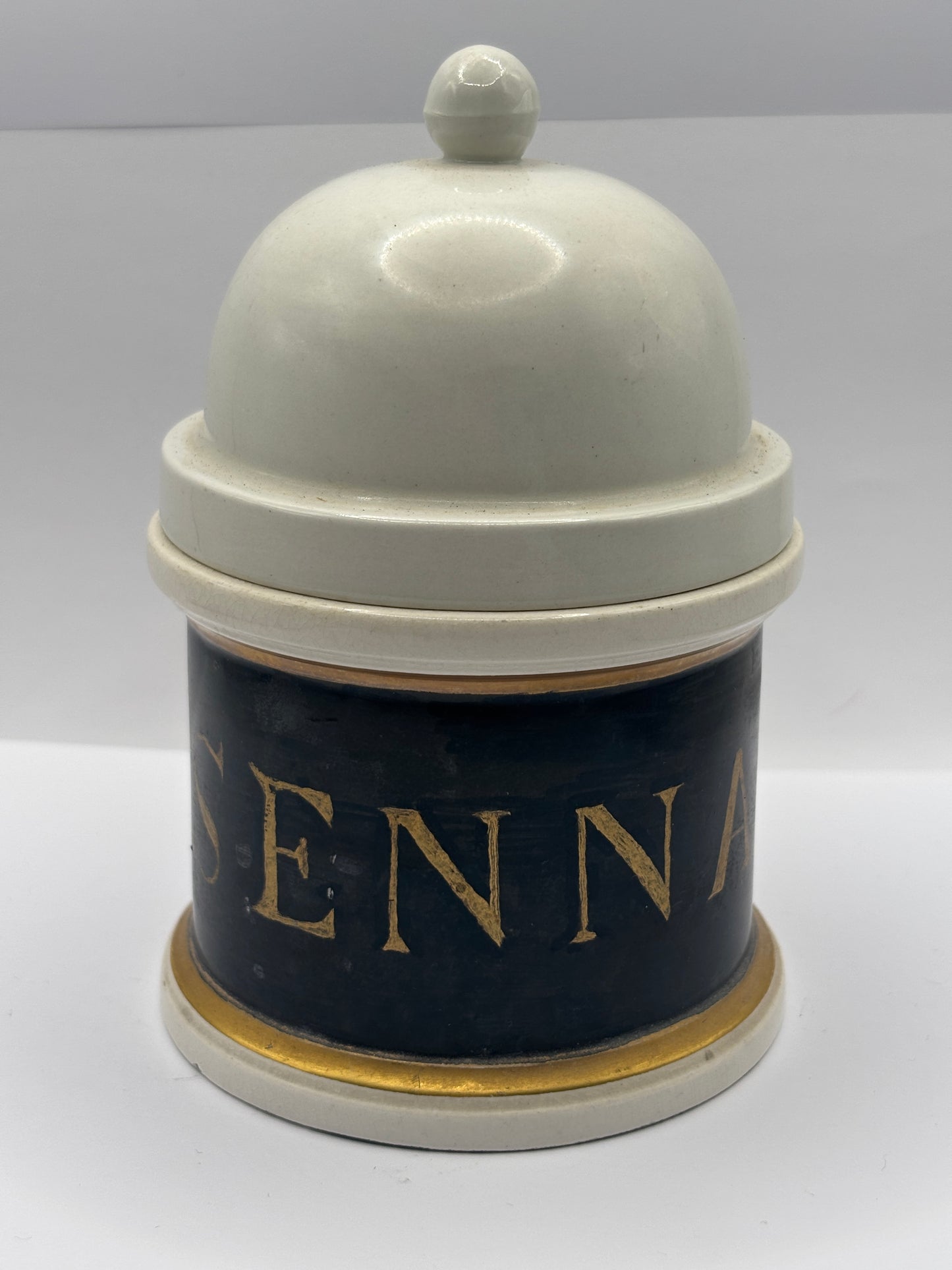 Vintage senna jar