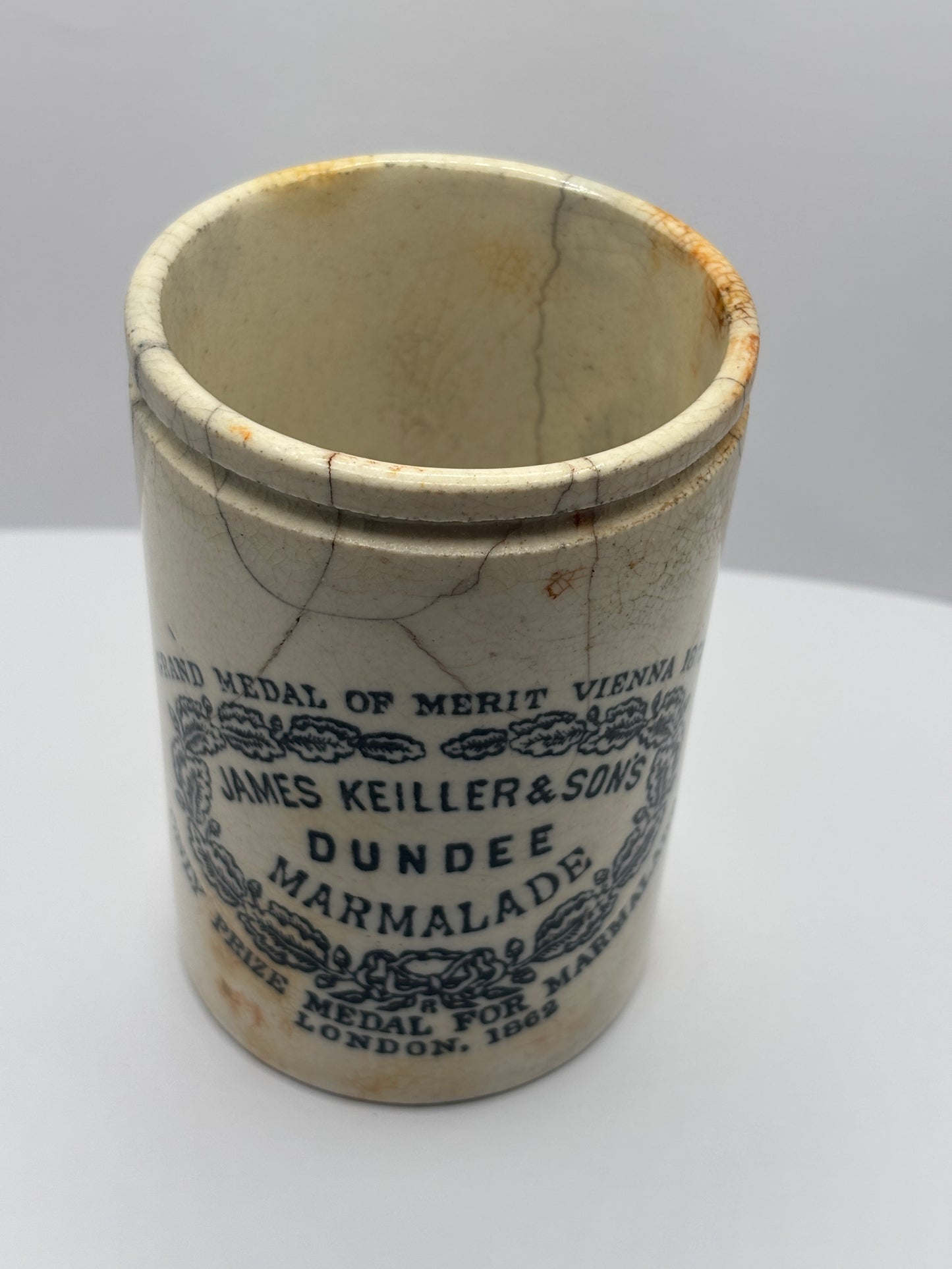 Old 1lb James Keiller Dundee marmalade jar. Damaged
