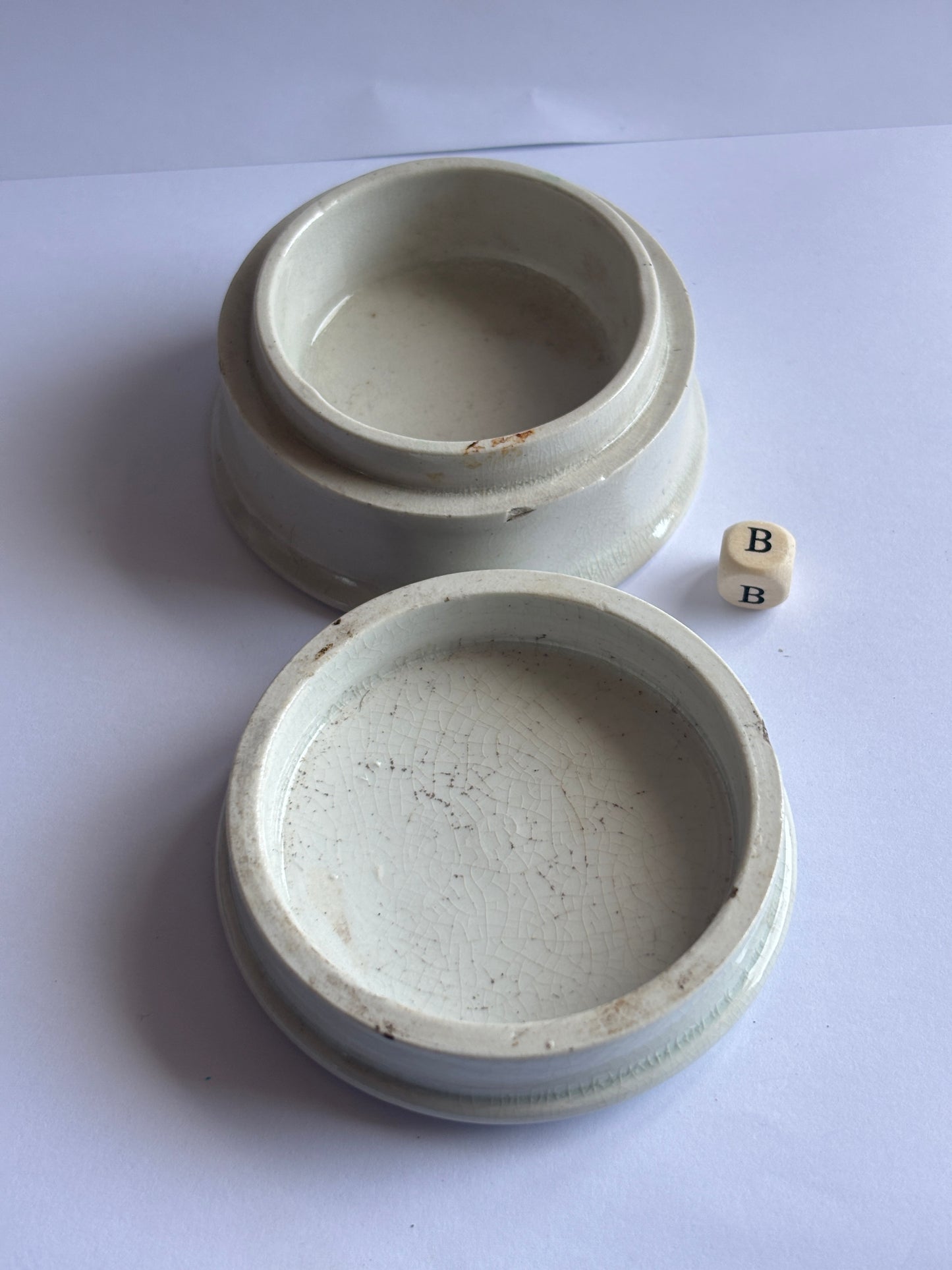 Old plain pot lid and base, stoneware (B)