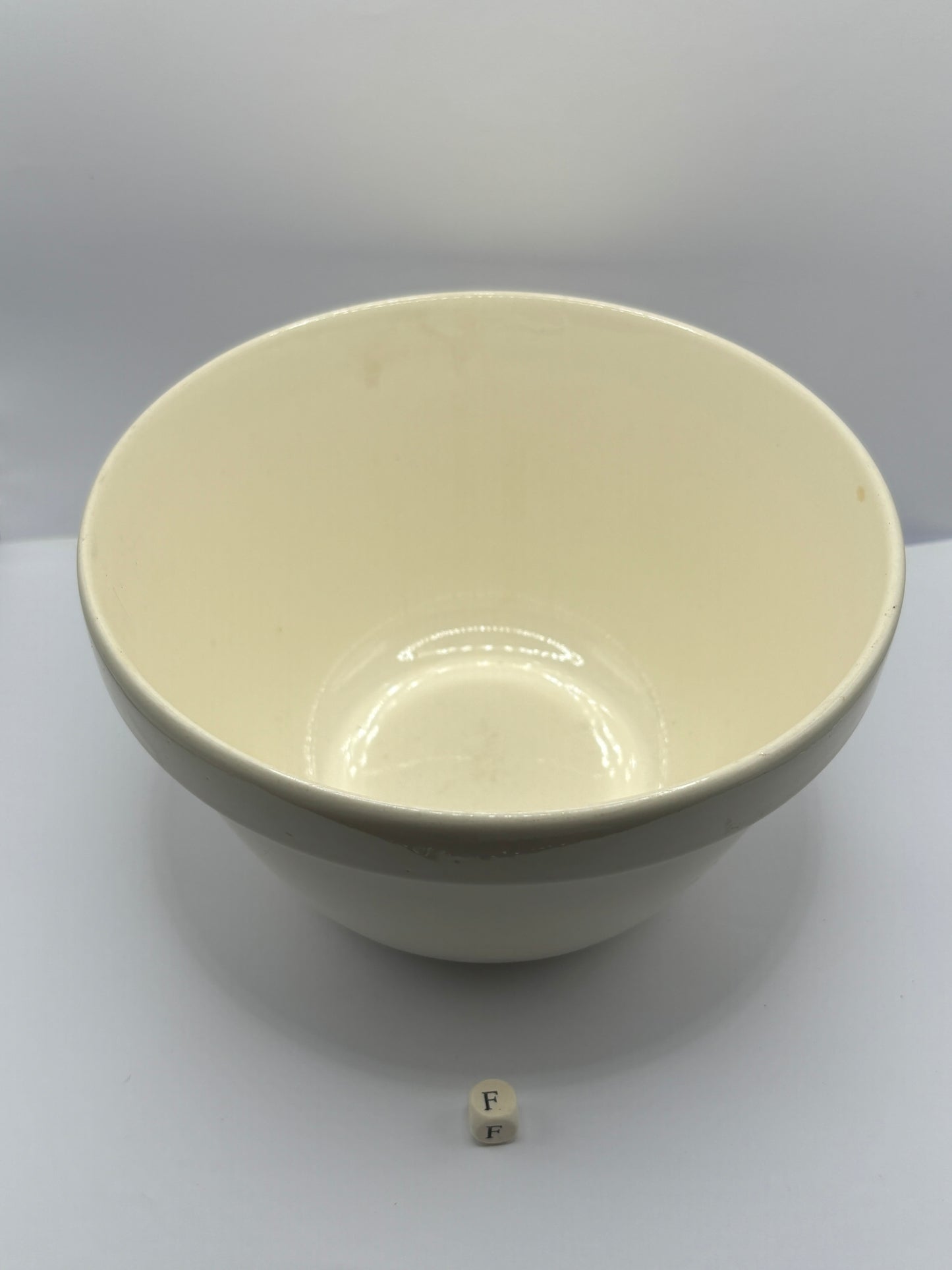 Vintage pudding bowl (F)