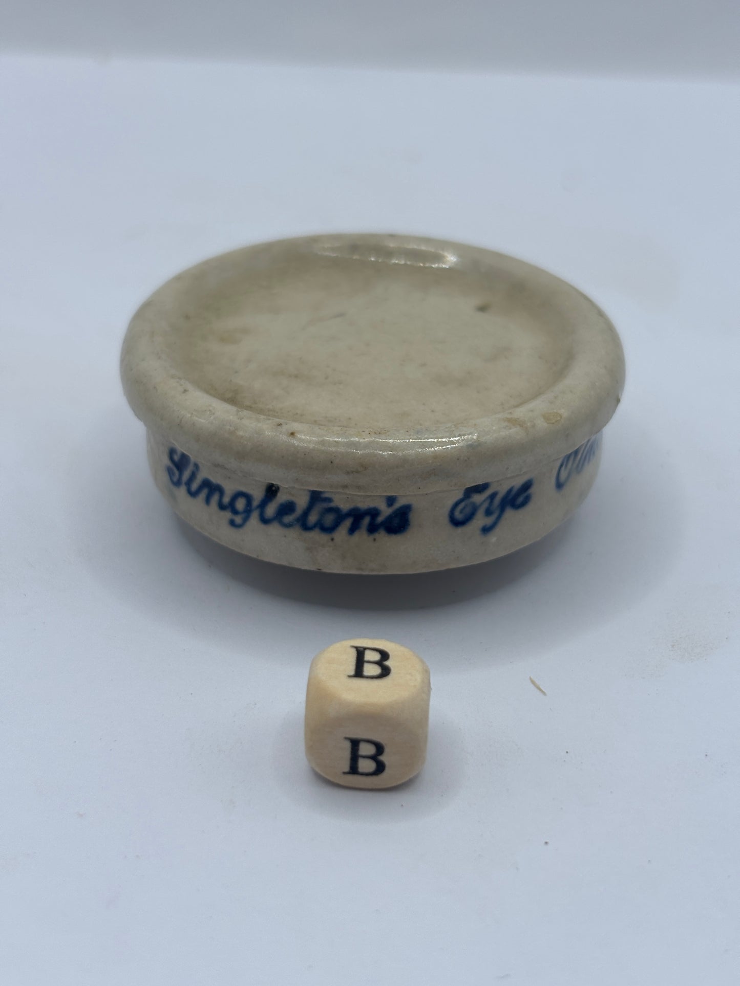 Old Singletons stoneware eye ointment (B)