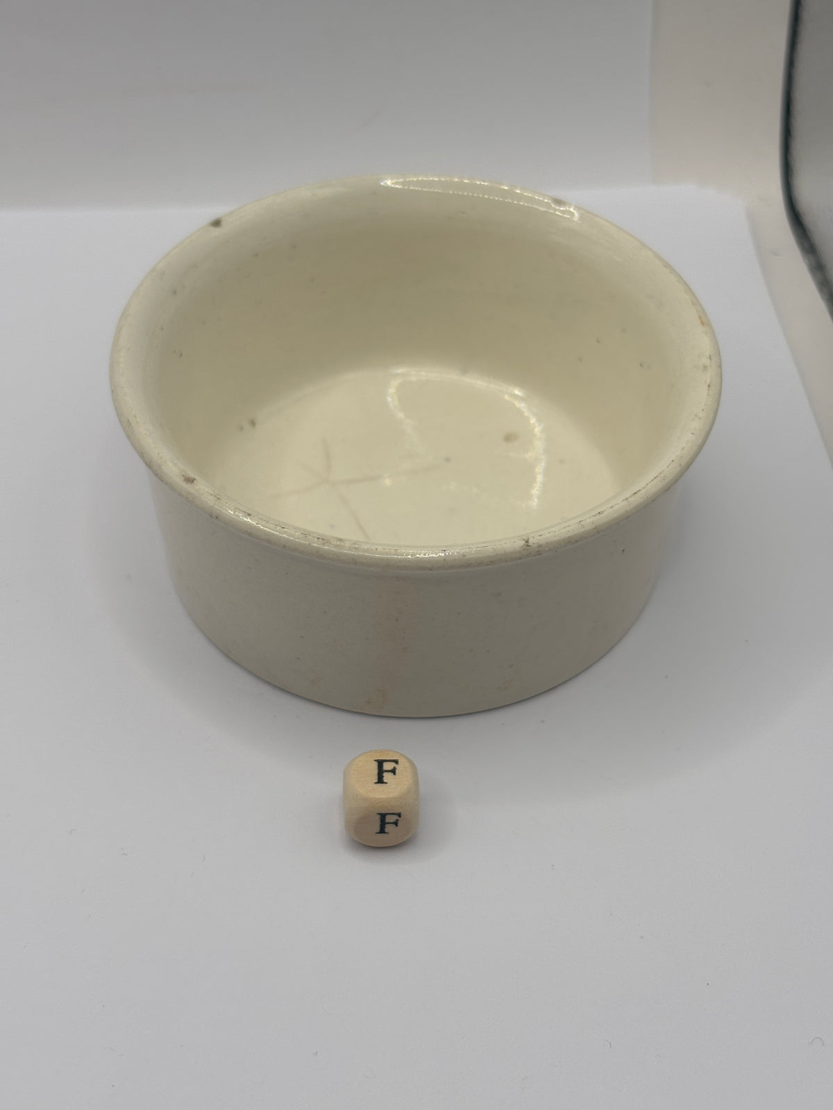 Old advertising meat paste pot, Plumtree home potted meats (F)