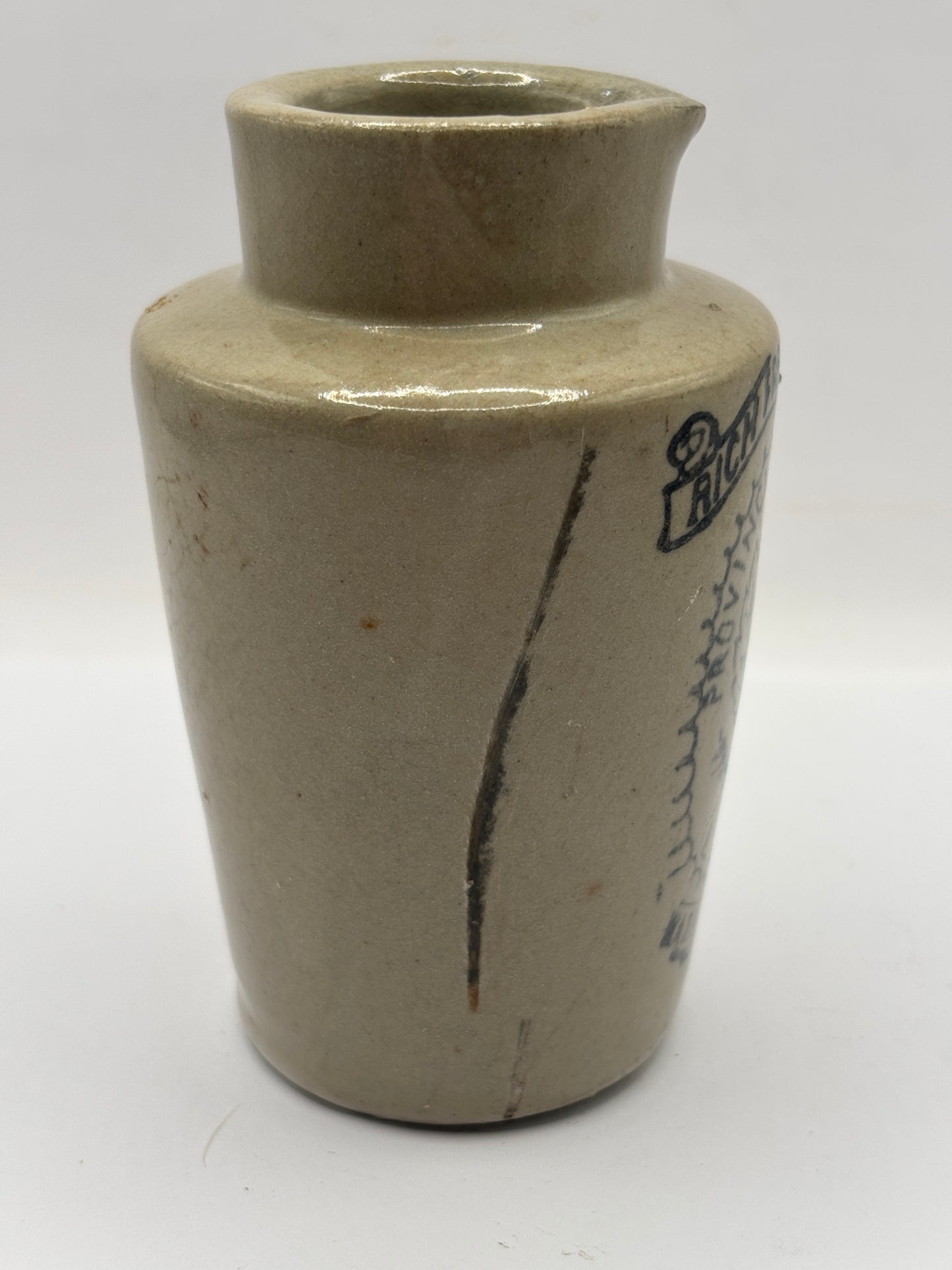 Old Leeds advertising cream pot, Provinicial dairies Leeds 10cms