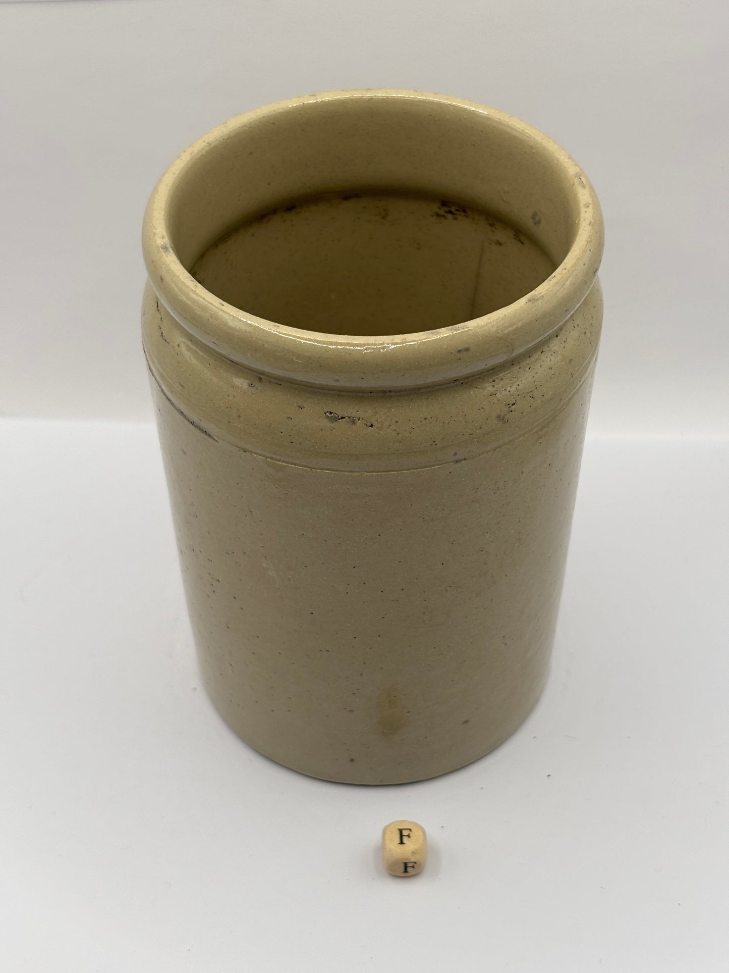 Old 2lb rolled top stoneware jam & marmalade pot (F)