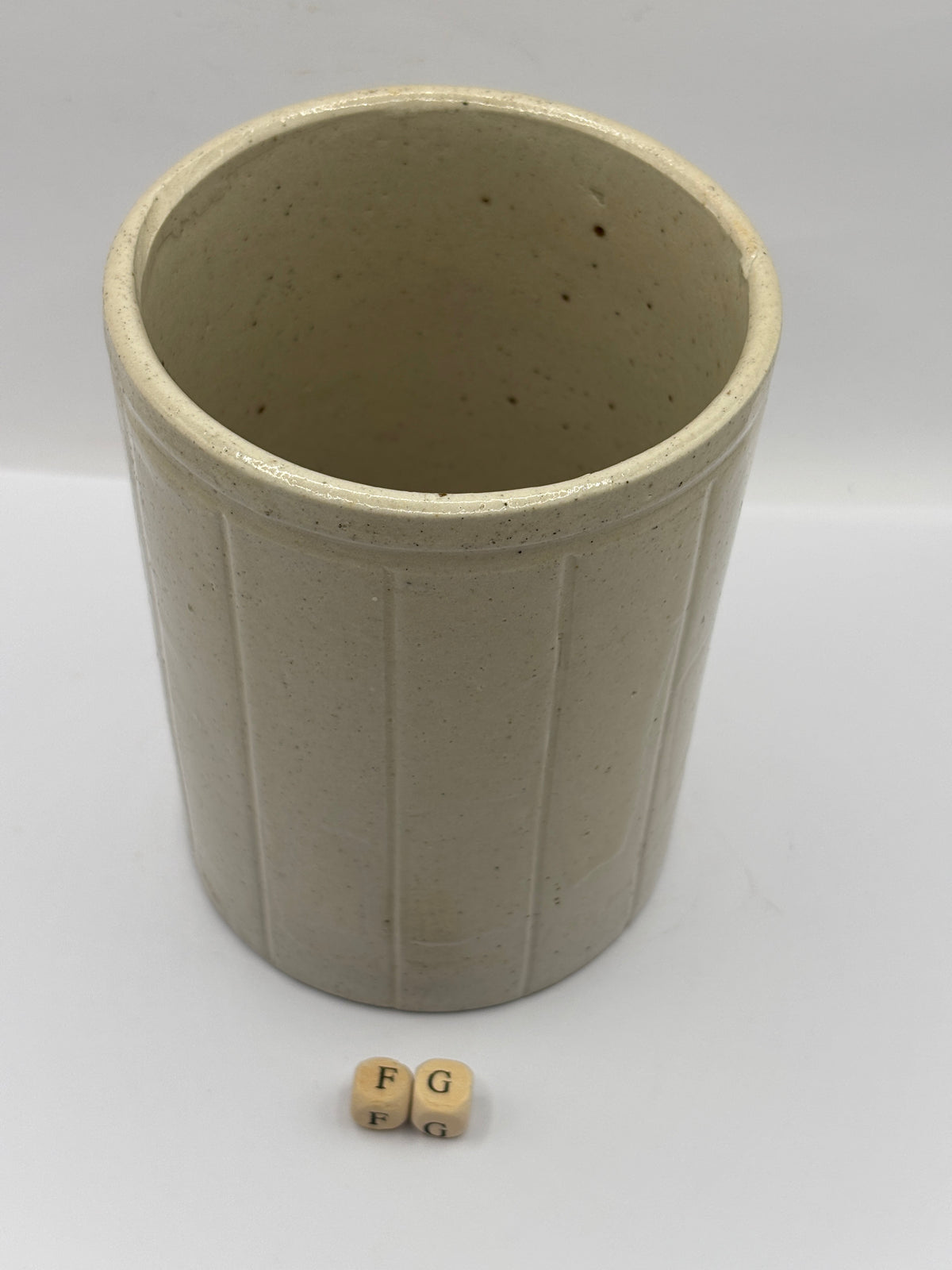 Old 2lb ribbed stoneware jam pot (FG) Hartleys