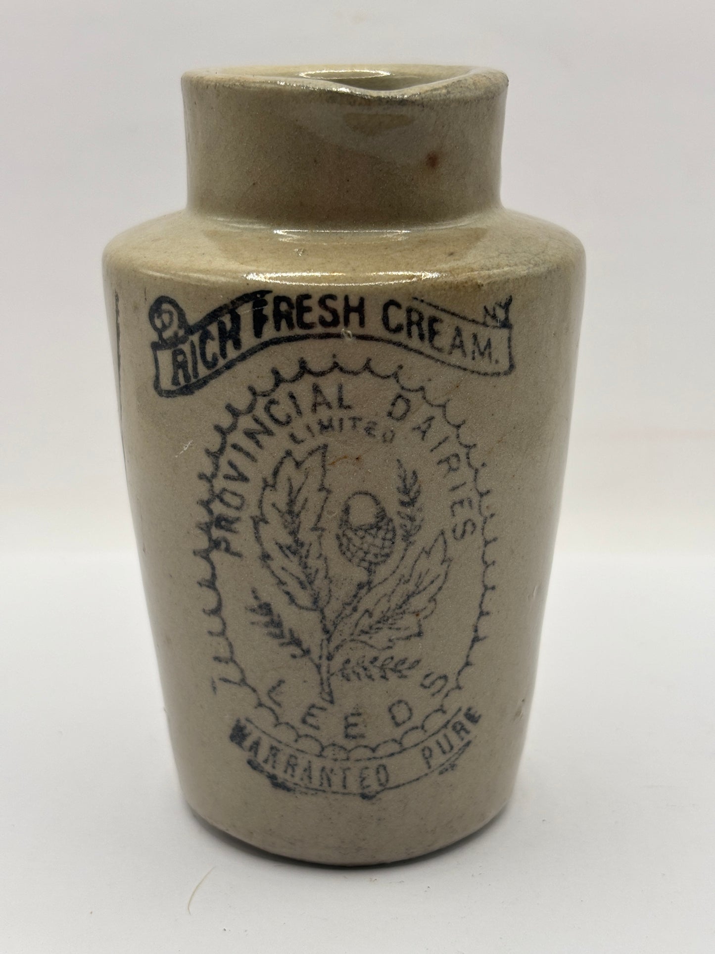 Old Leeds advertising cream pot, Provinicial dairies Leeds 10cms