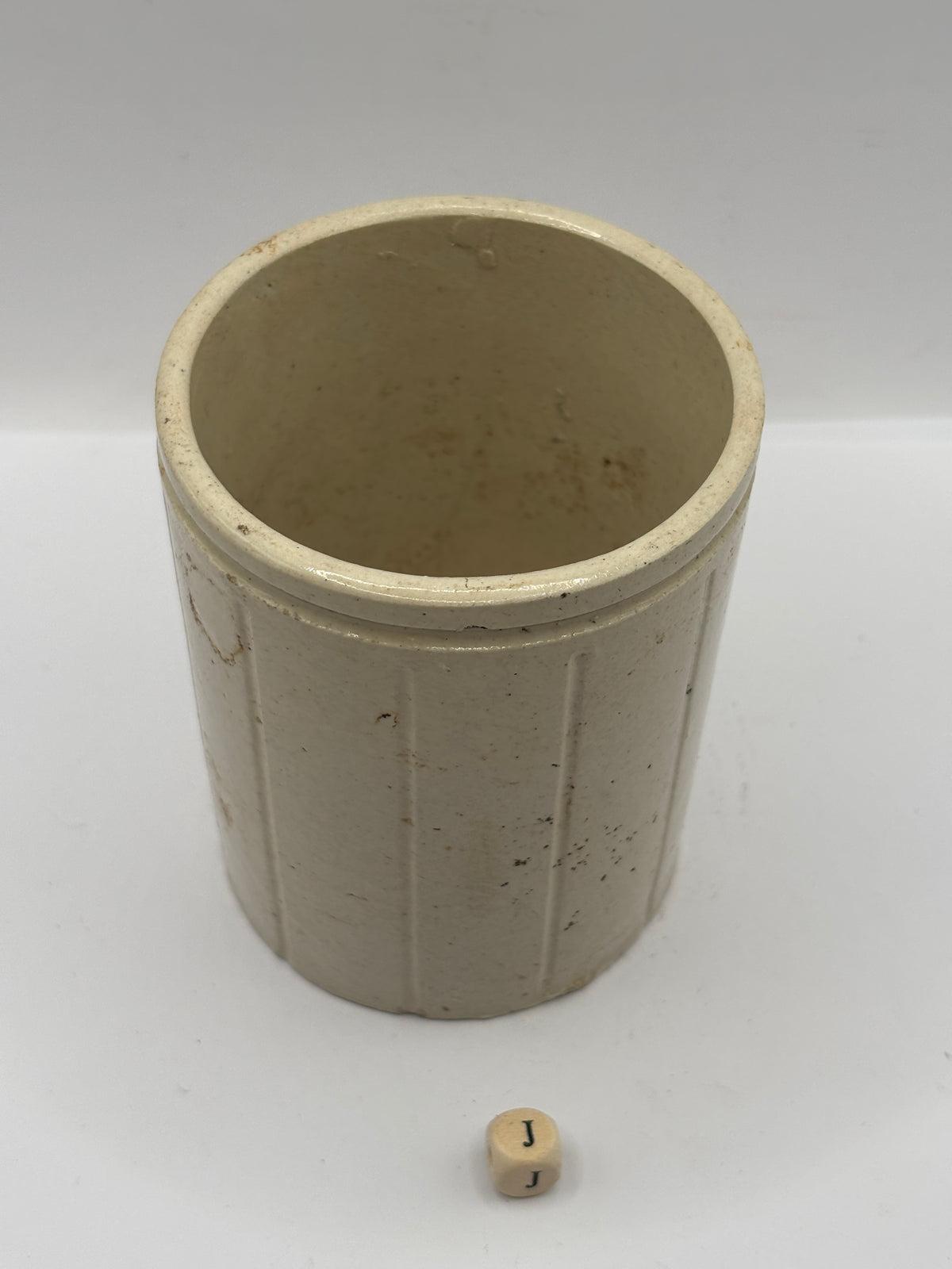 Old 1lb ribbed stoneware jam pot (J)