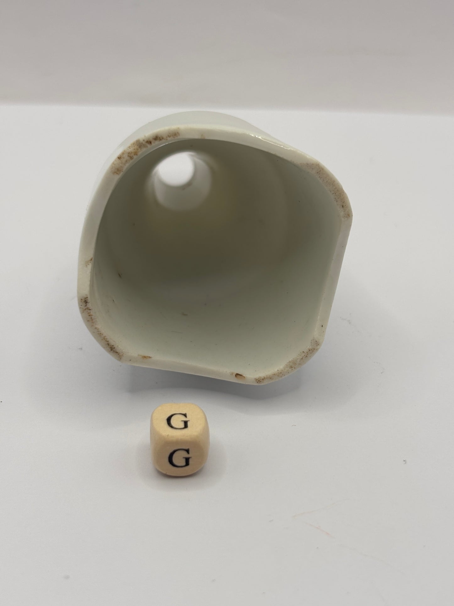 Vintage stoneware pie funnel (G)