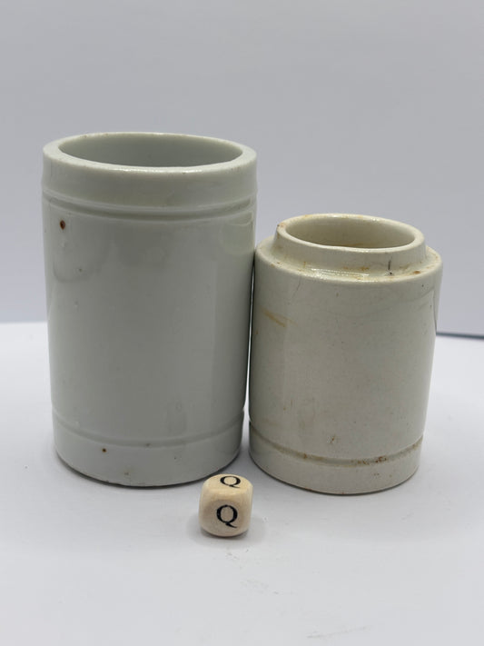 2 old white stoneware pots (Q)