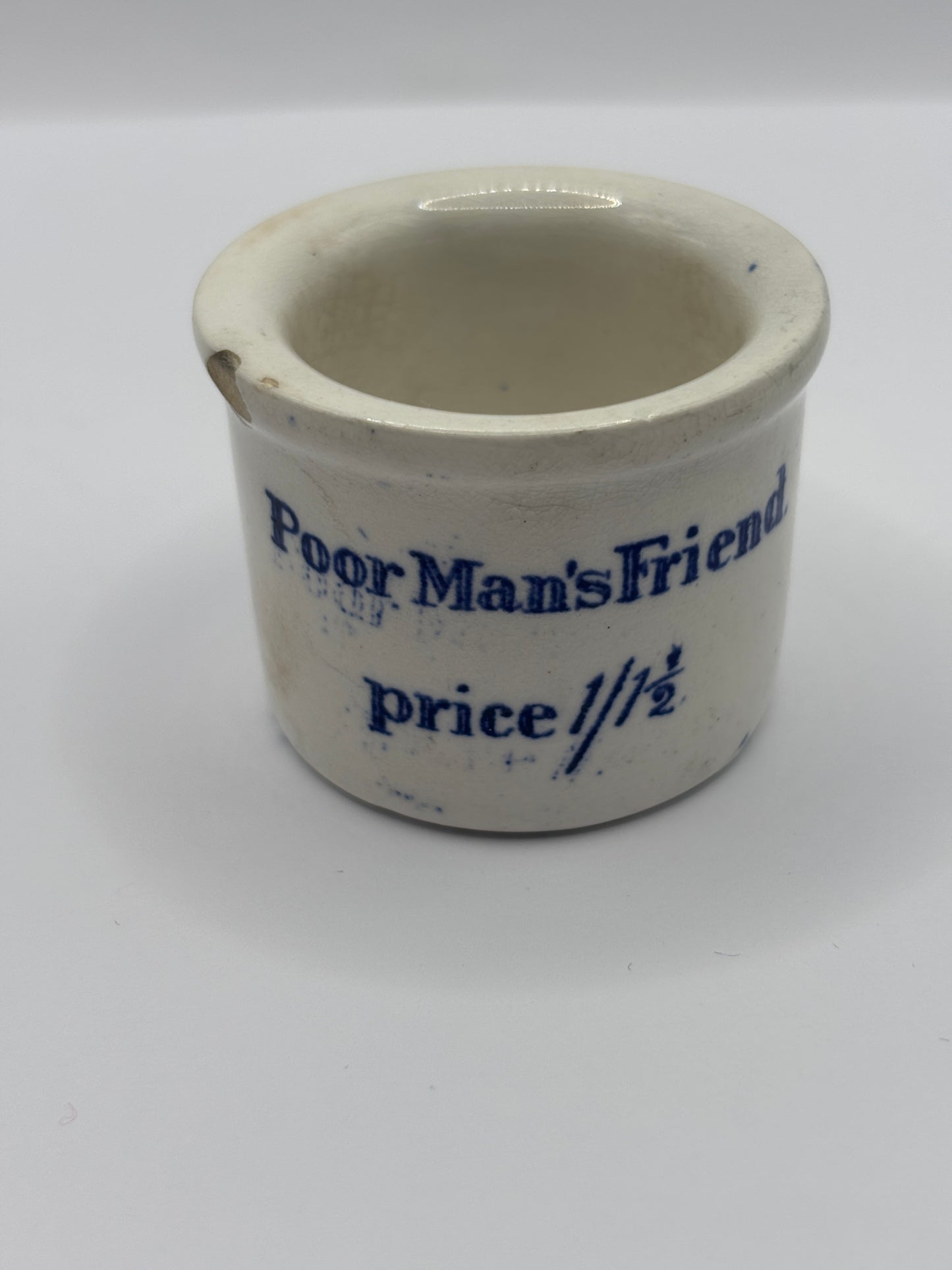 Old small advertising ointment pot, Dr Roberts poor mans friend