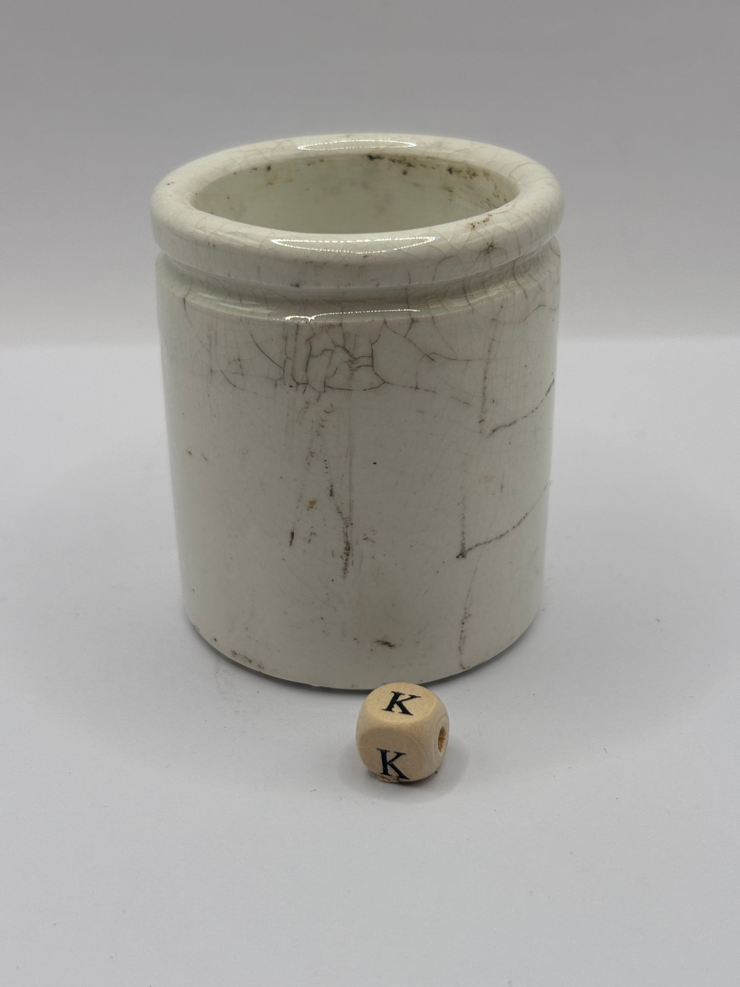 Old small chunky stoneware pot (k)