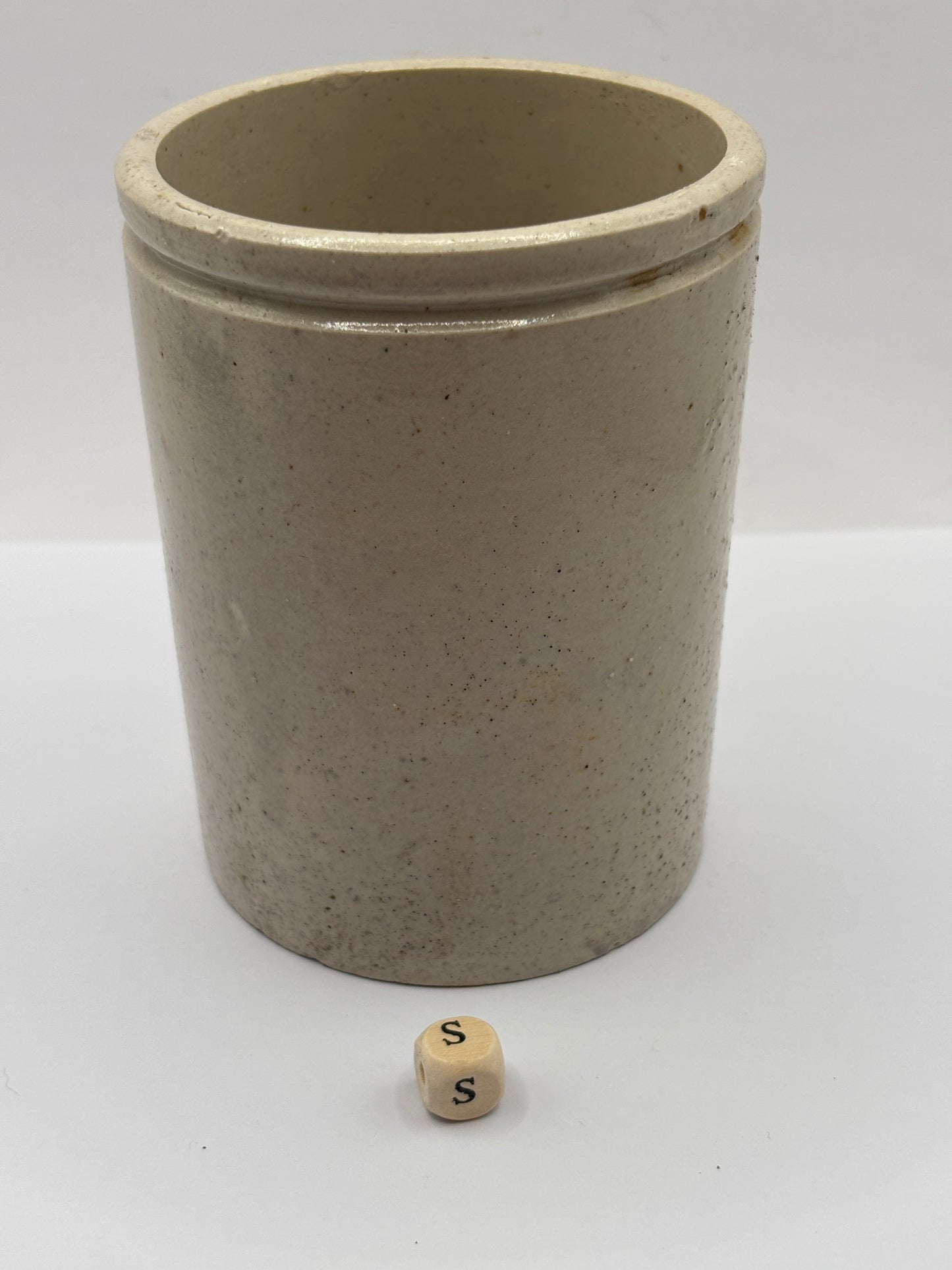 Old 1lb stoneware jam pot (s) smooth