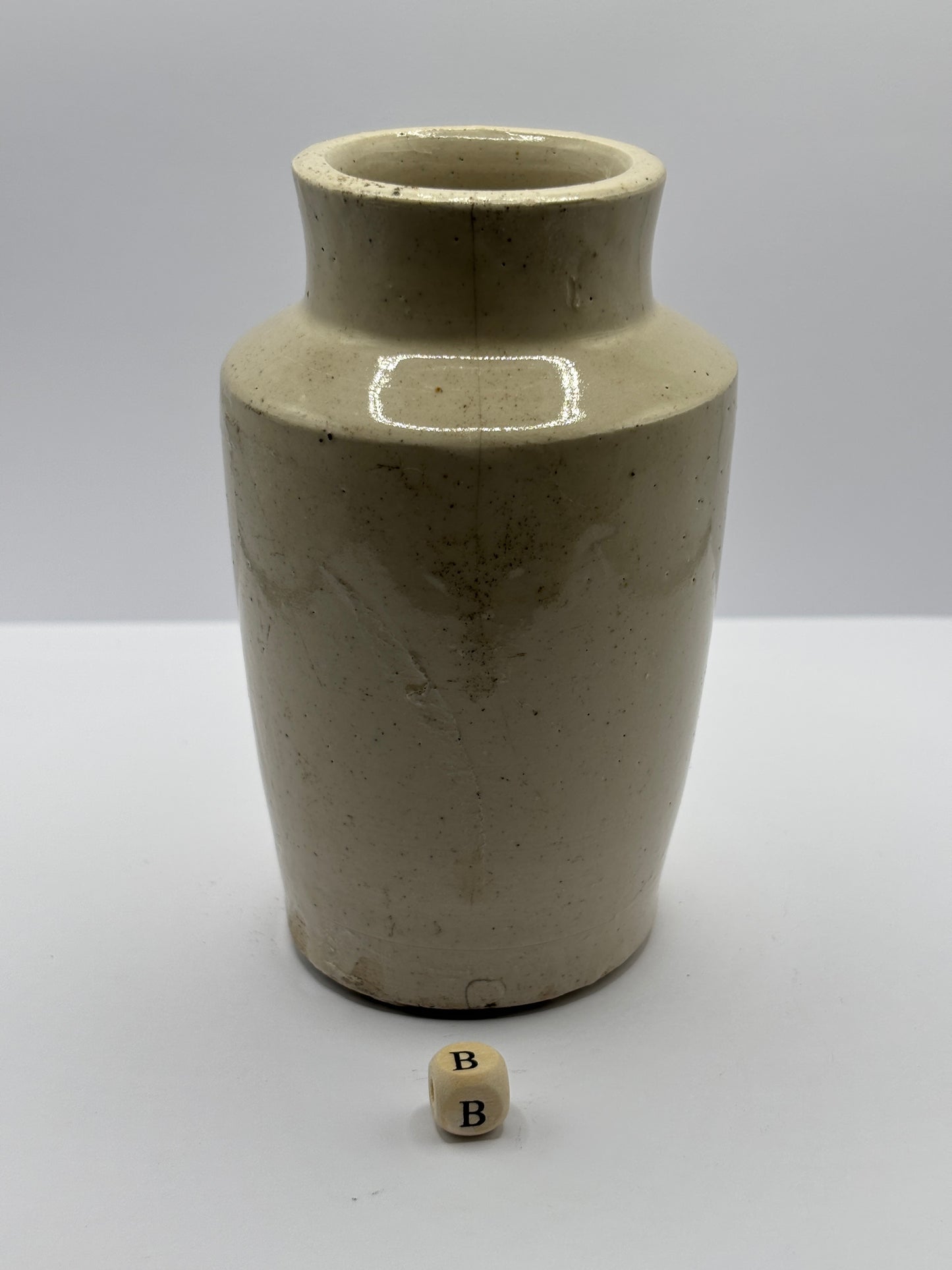 Old Skipton advertising cream pot (B) Skibeden farm dairy