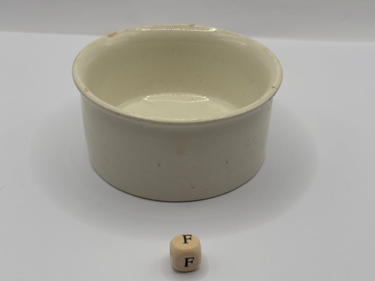 Old Plumtree advertising meat paste pot (f)
