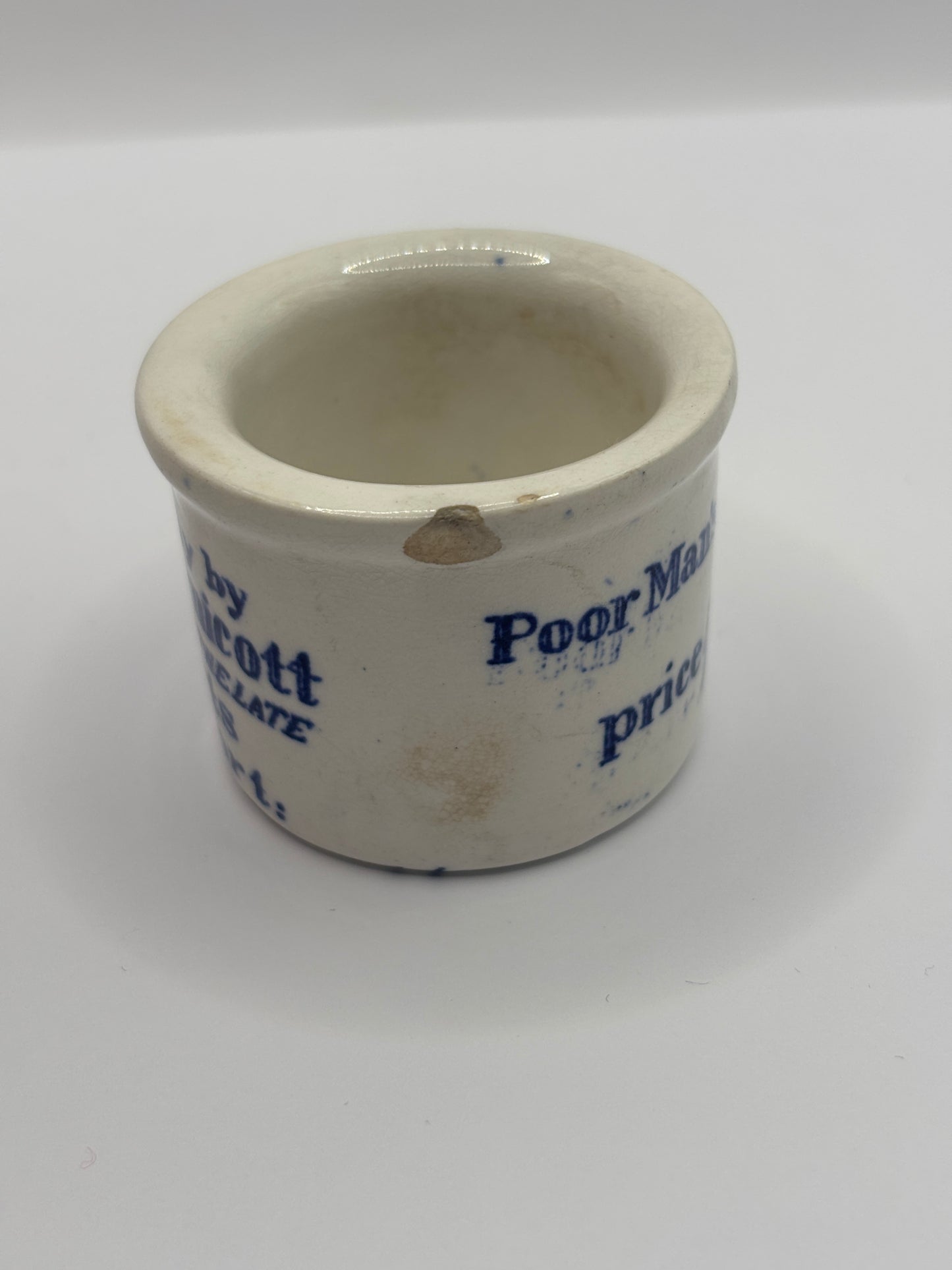 Old small advertising ointment pot, Dr Roberts poor mans friend